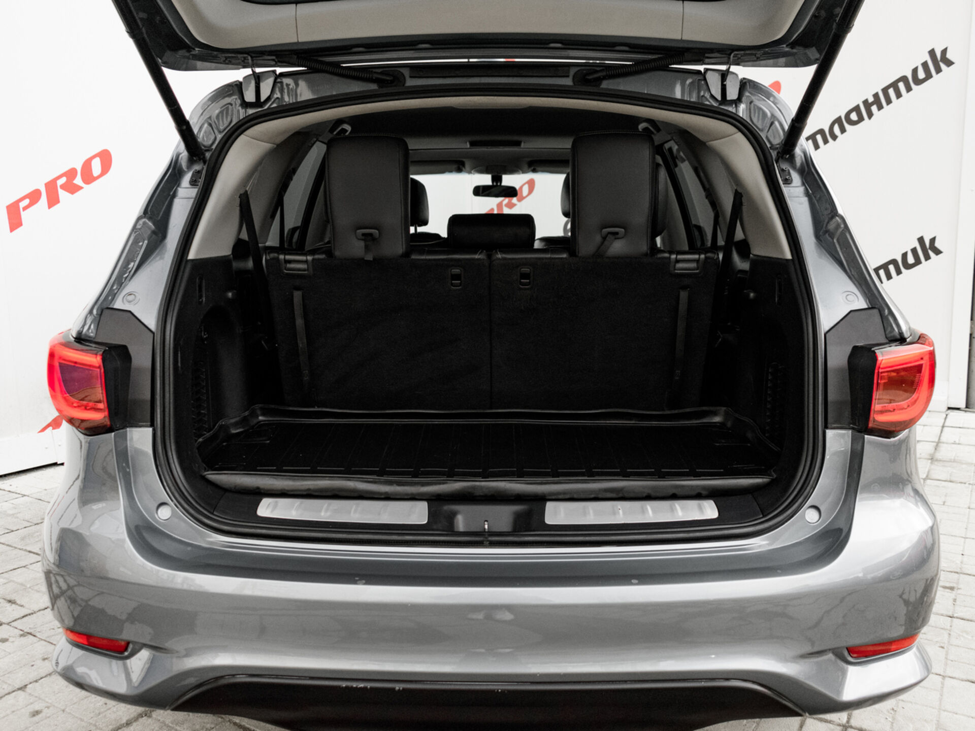 Купить Infiniti QX60 3.5 CVT (262 л.с.) 4WD, 2017 в Екатеренбурге