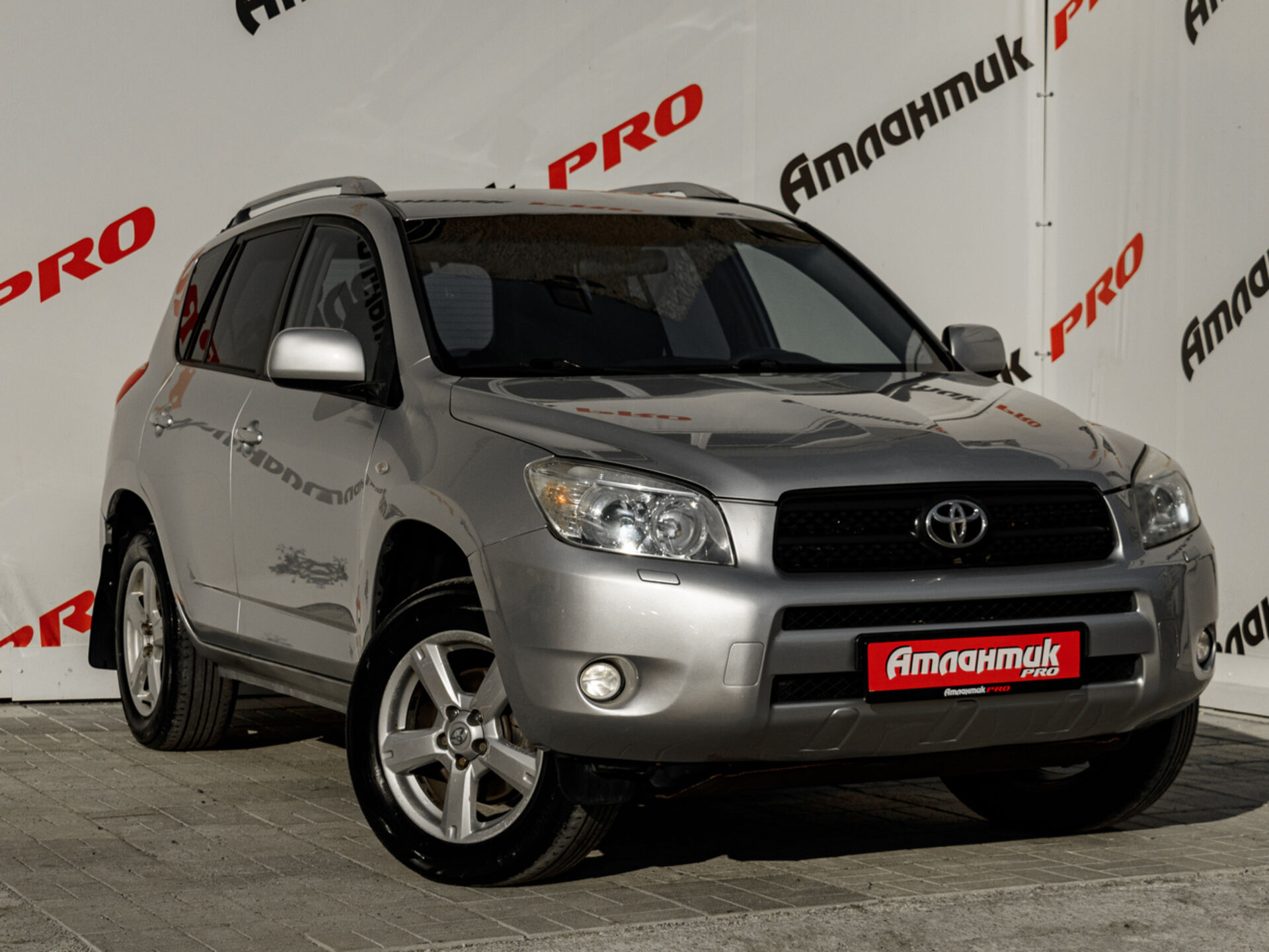 Купить Toyota RAV4 2.0 MT (152 л.с.) 4WD, 2006 в Екатеренбурге