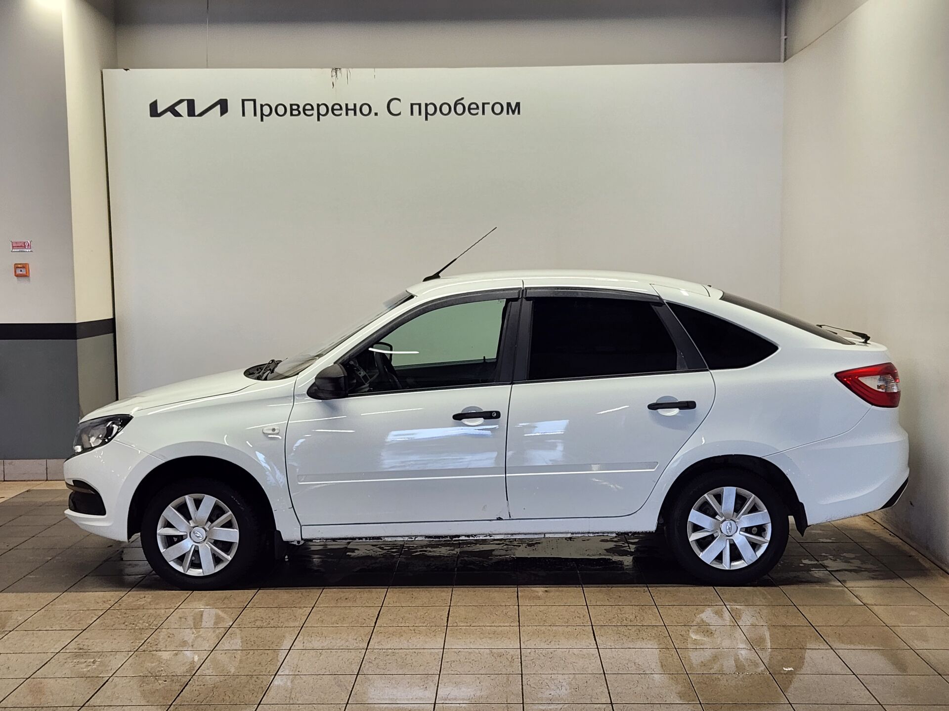 Lada Granta None 2018 г.в., 97 265 км.