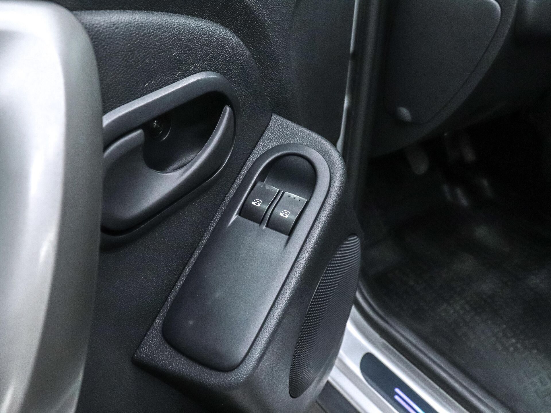 Renault Duster 2014 8