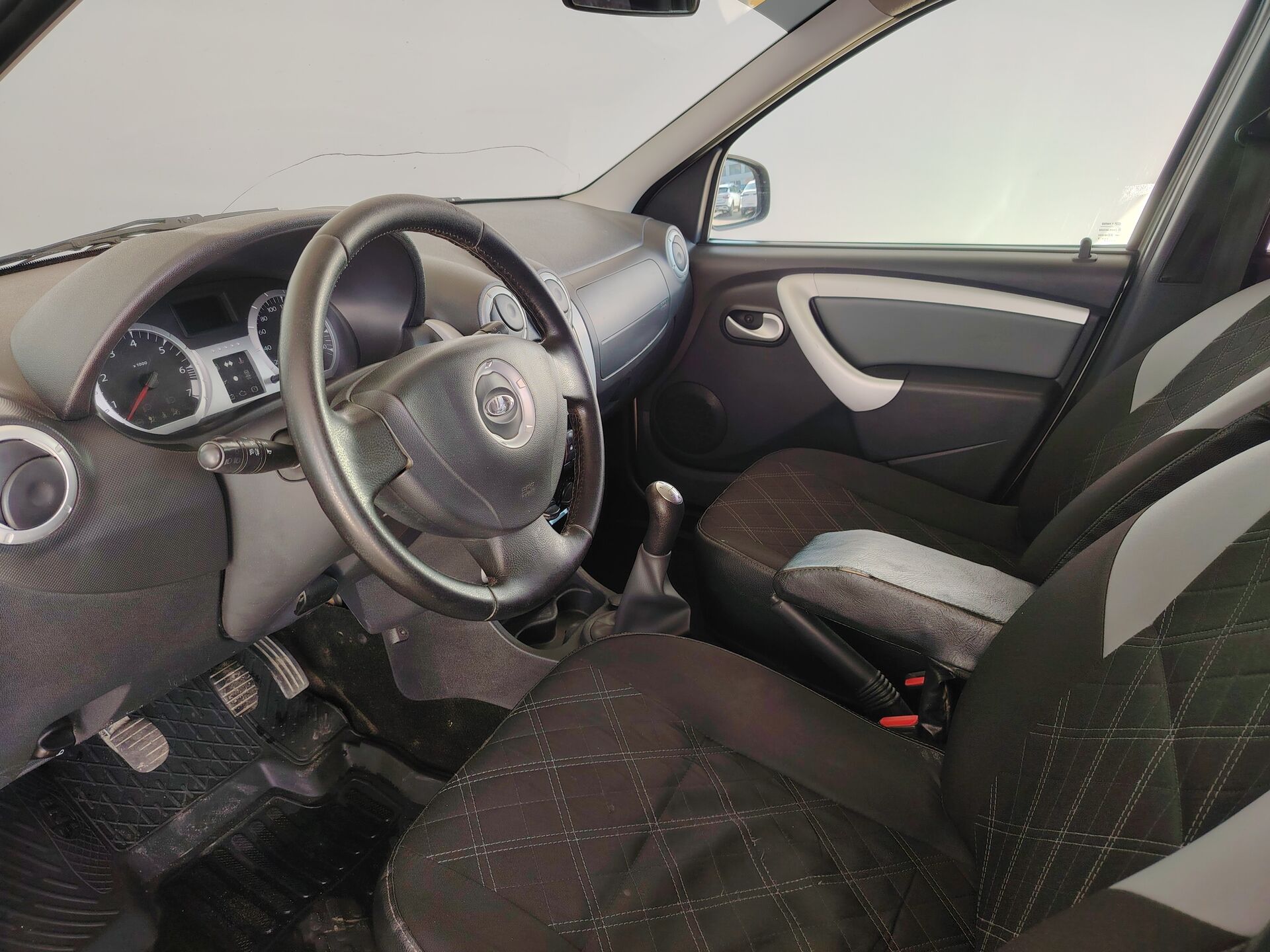Lada Largus None 2016 г.в., 175 685 км.
