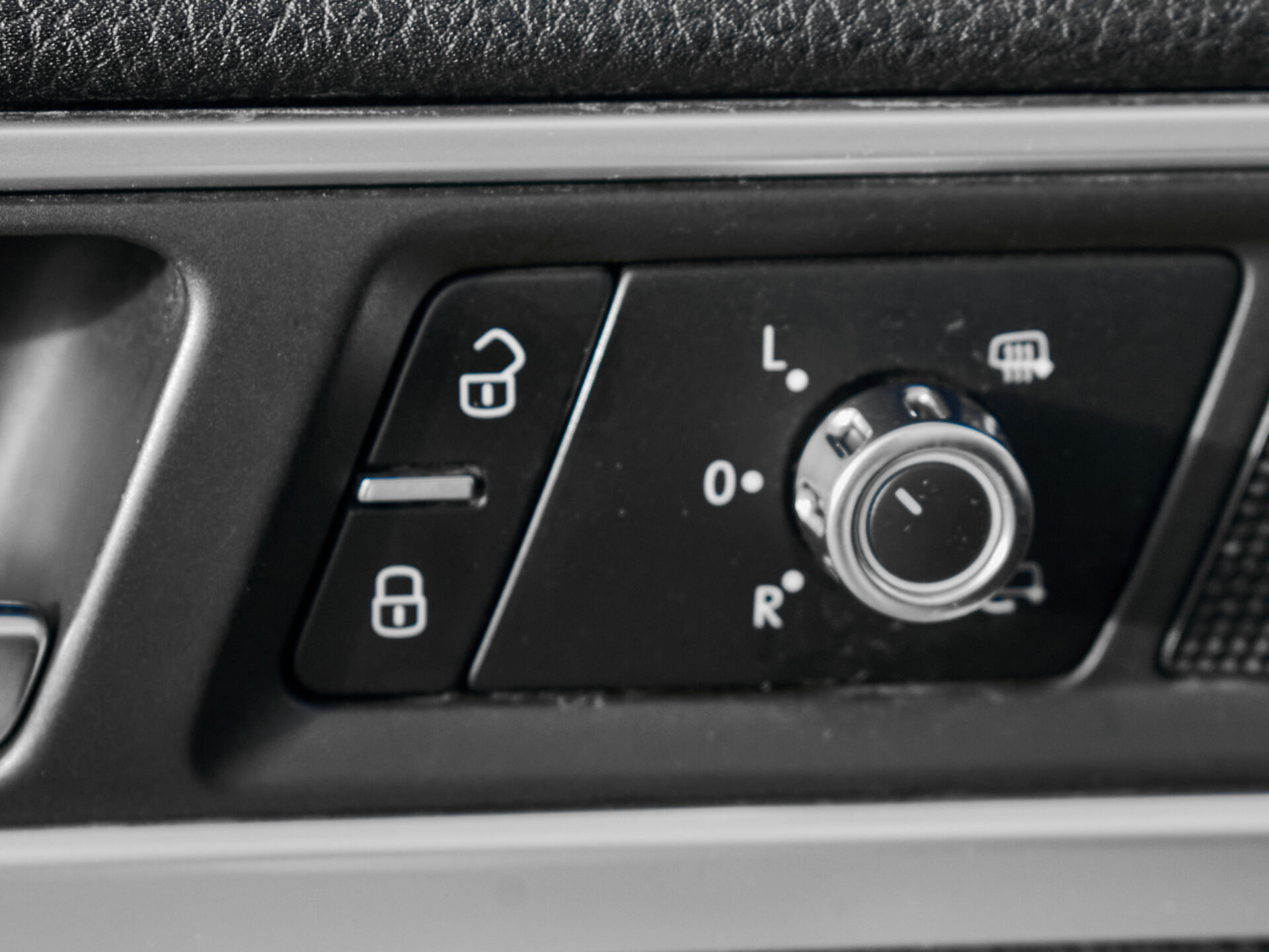 Купить Volkswagen Touareg 3.0d AT (204 л.с.) 4WD, 2011 в Екатеренбурге