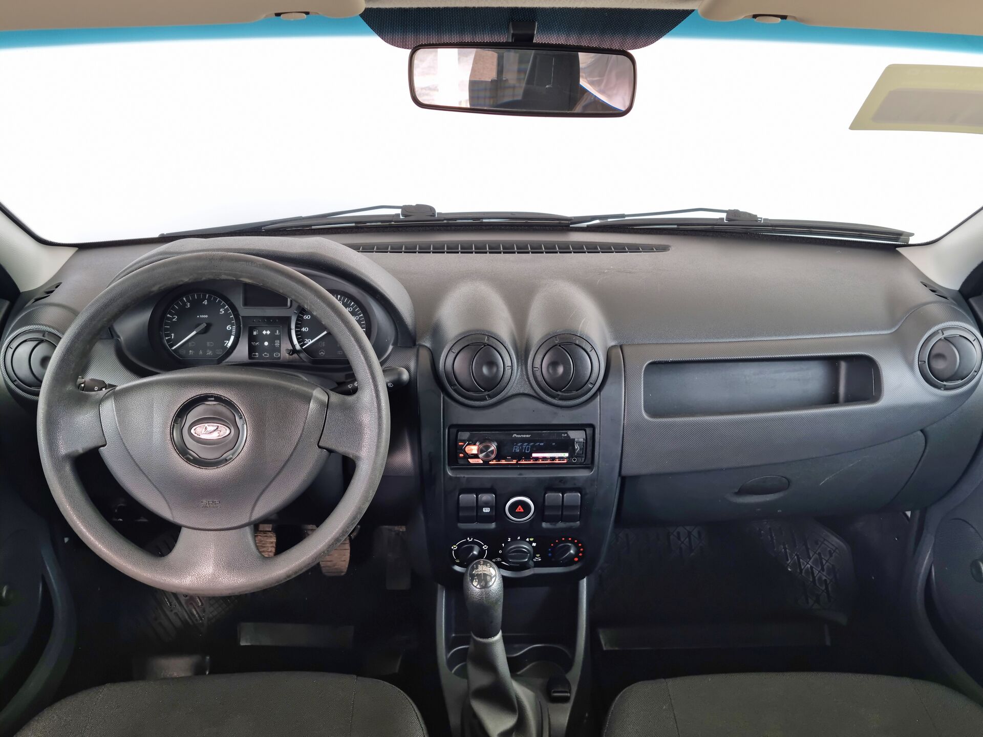 Lada Largus Standard (5 мест) 2019 г.в., 90 457 км.