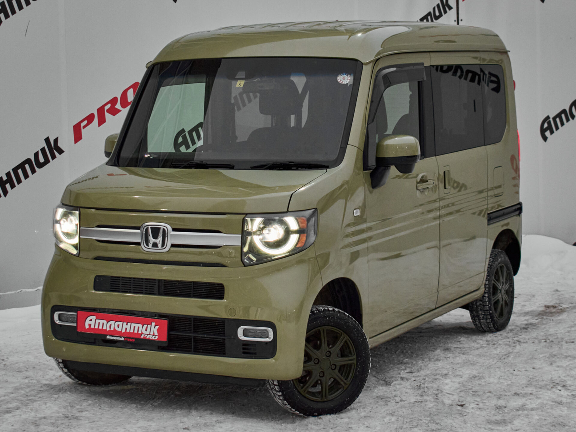 Купить Honda N-VAN 0.7 CVT (64 л.с.) 4WD, 2019 в Екатеренбурге