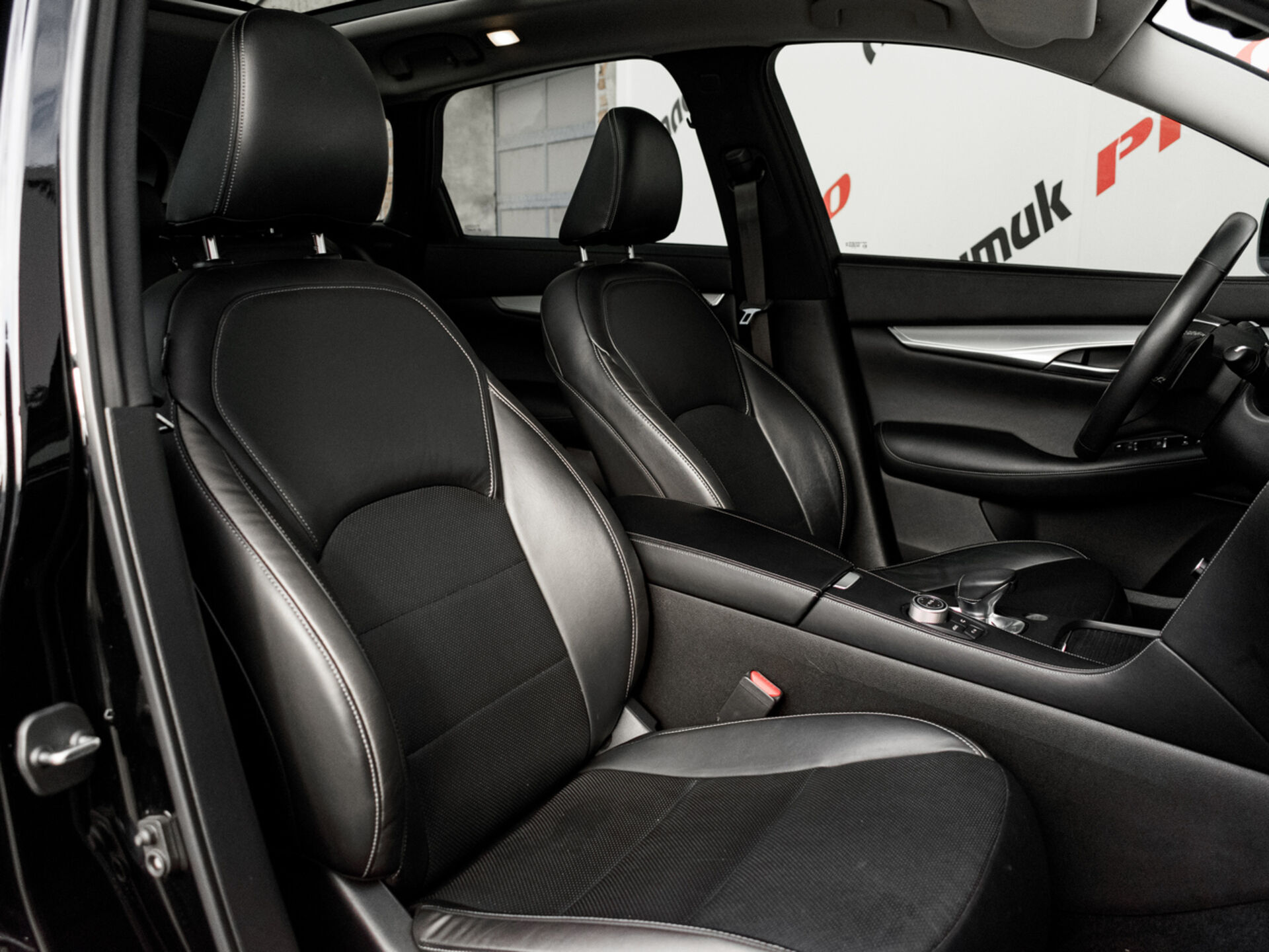 Купить Infiniti QX50 2.0 CVT (249 л.с.) 4WD, 2019 в Екатеренбурге