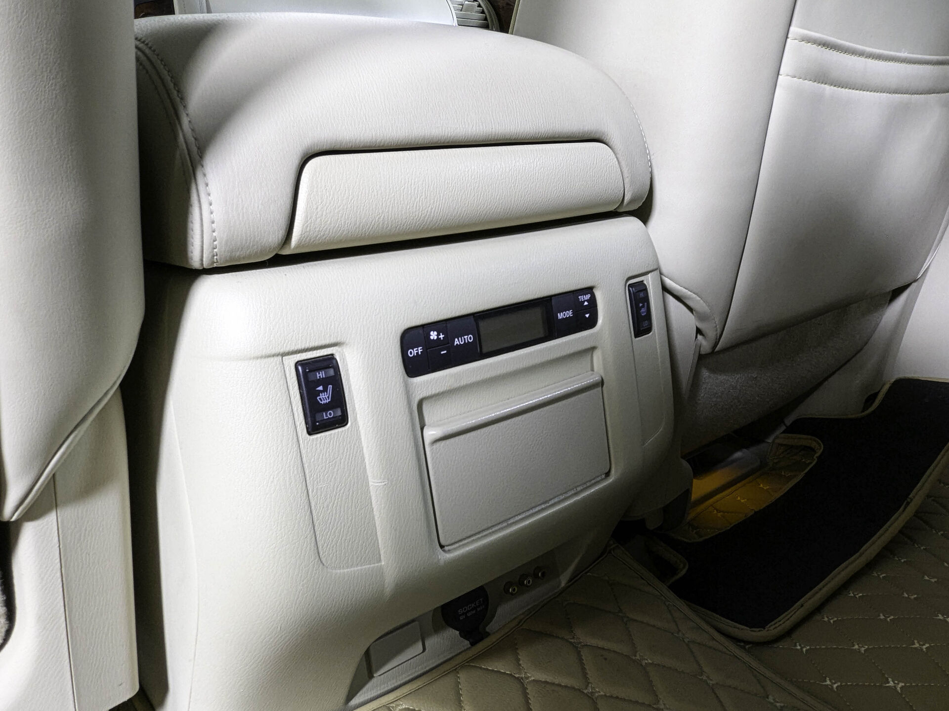 Infiniti QX80 Infiniti QX80