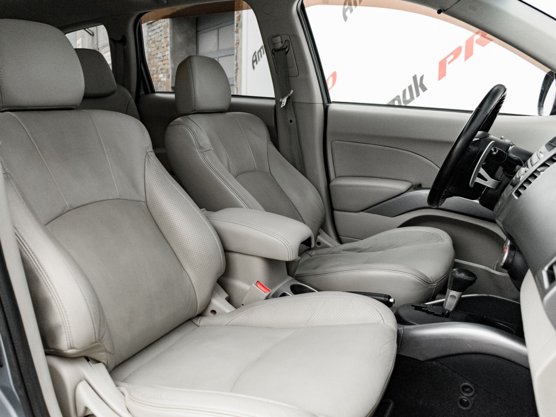 Купить Mitsubishi Outlander 3.0 AT (220 л.с.) 4WD, 2008 в Екатеренбурге