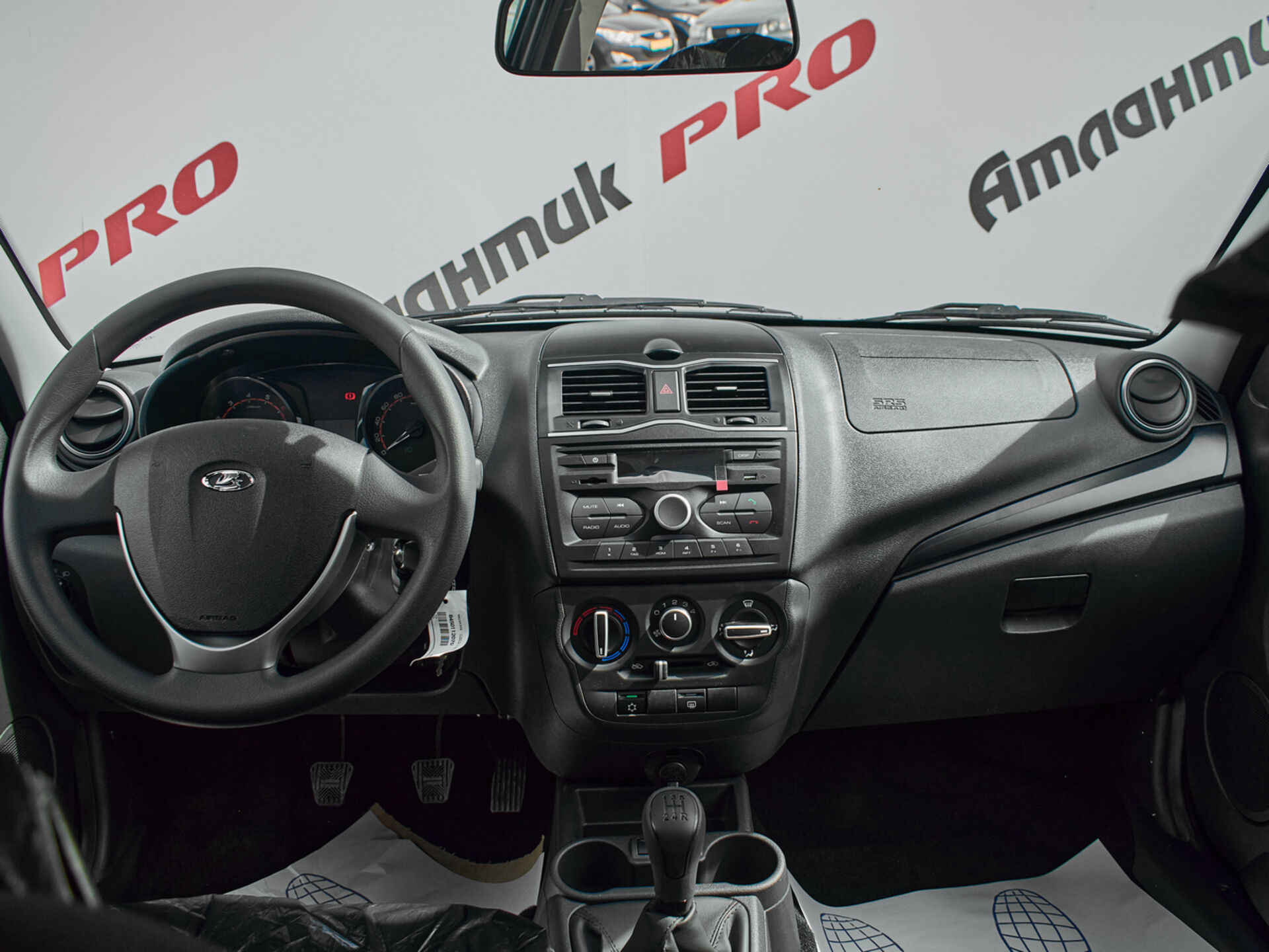 Купить Lada (ВАЗ) Granta 1.6 MT (90 л.с.), 2025 в Екатеренбурге
