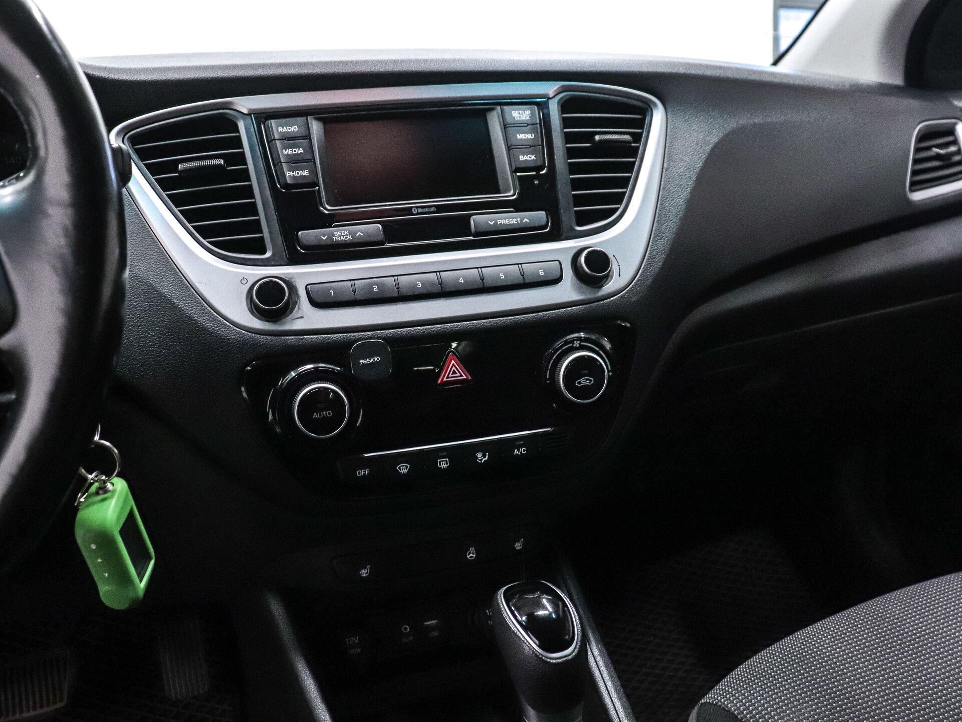 Hyundai Solaris 2018 15