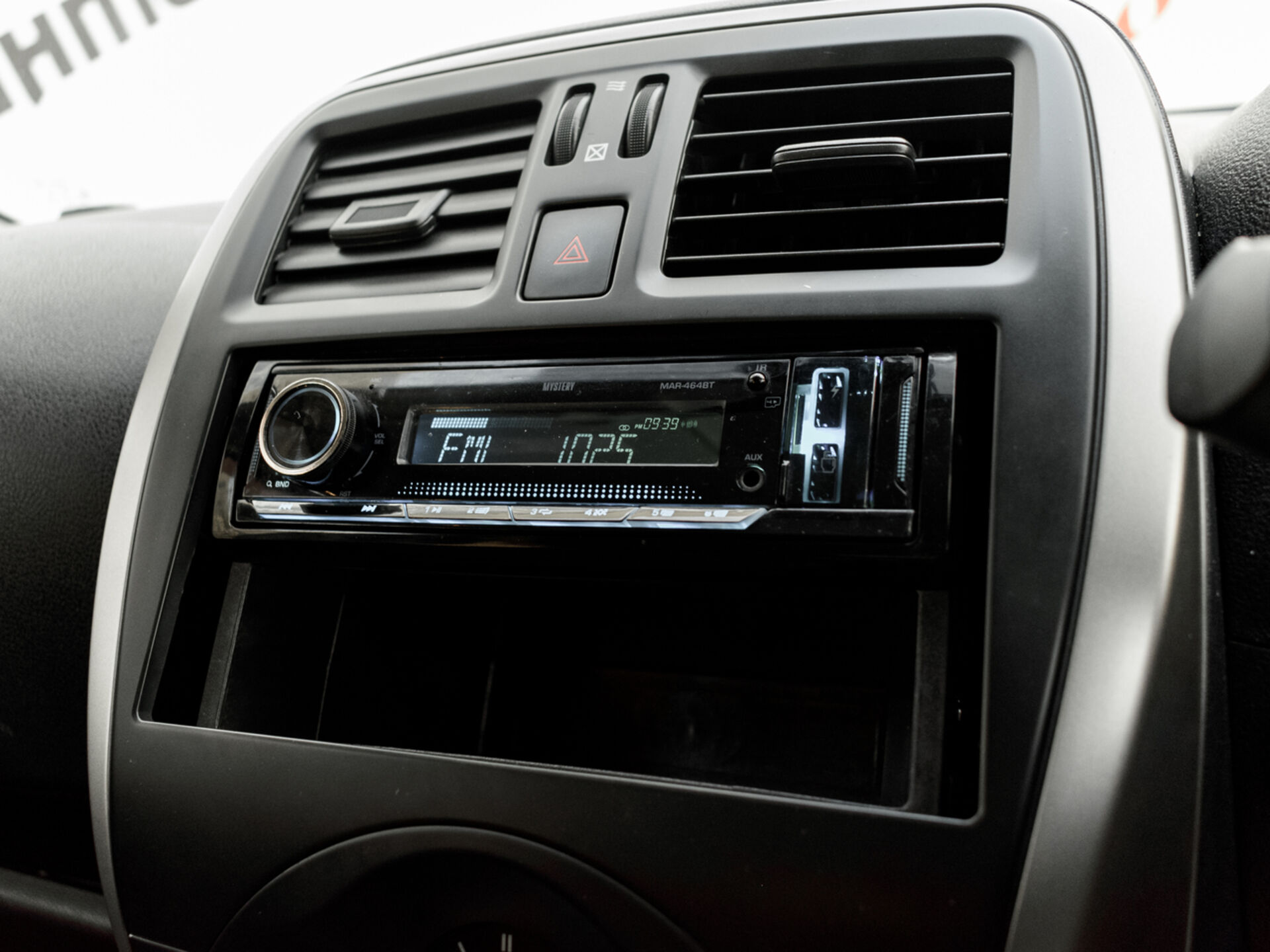 Купить Nissan March 1.2 CVT (79 л.с.), 2016 в Екатеренбурге