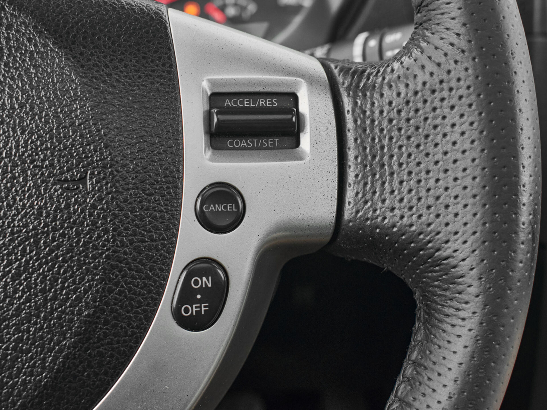 Купить Nissan X-Trail 2.5 CVT (169 л.с.) 4WD, 2012 в Екатеренбурге