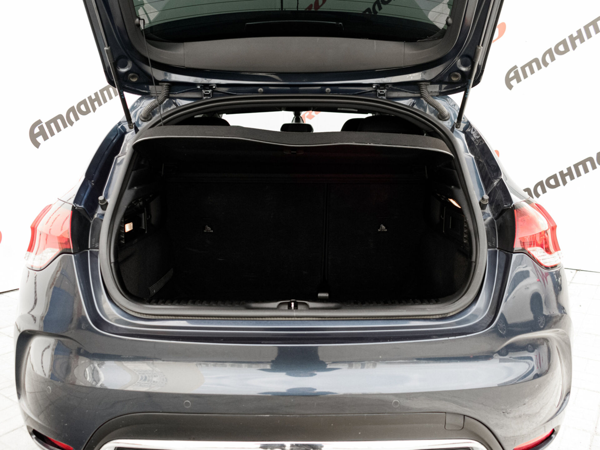 Купить Citroen DS4 1.6 AT (150 л.с.), 2012 в Екатеренбурге