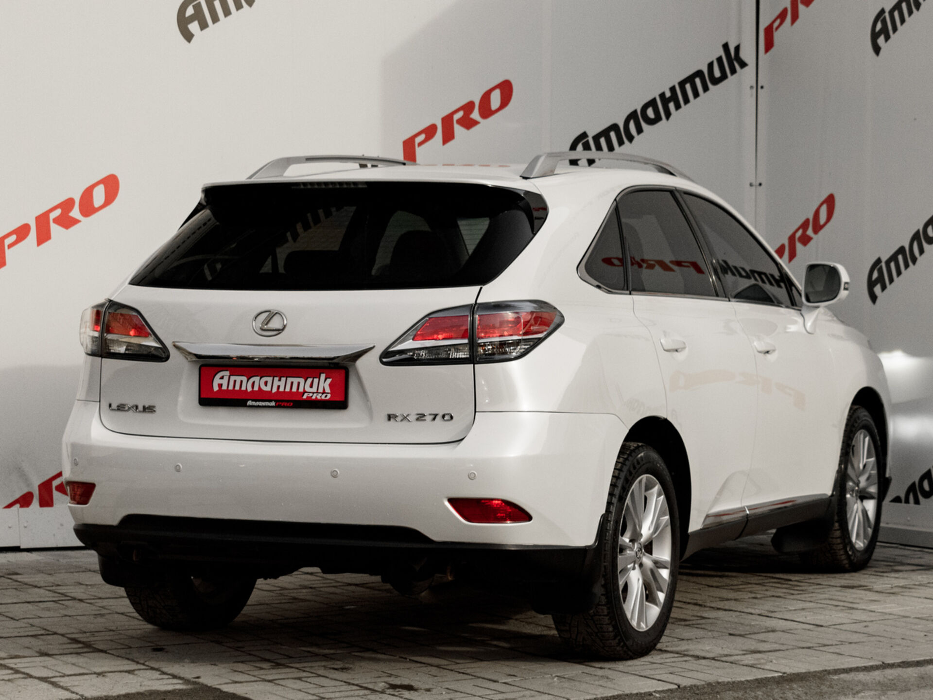 Купить Lexus RX 270 2.7 AT (188 л.с.), 2013 в Екатеренбурге