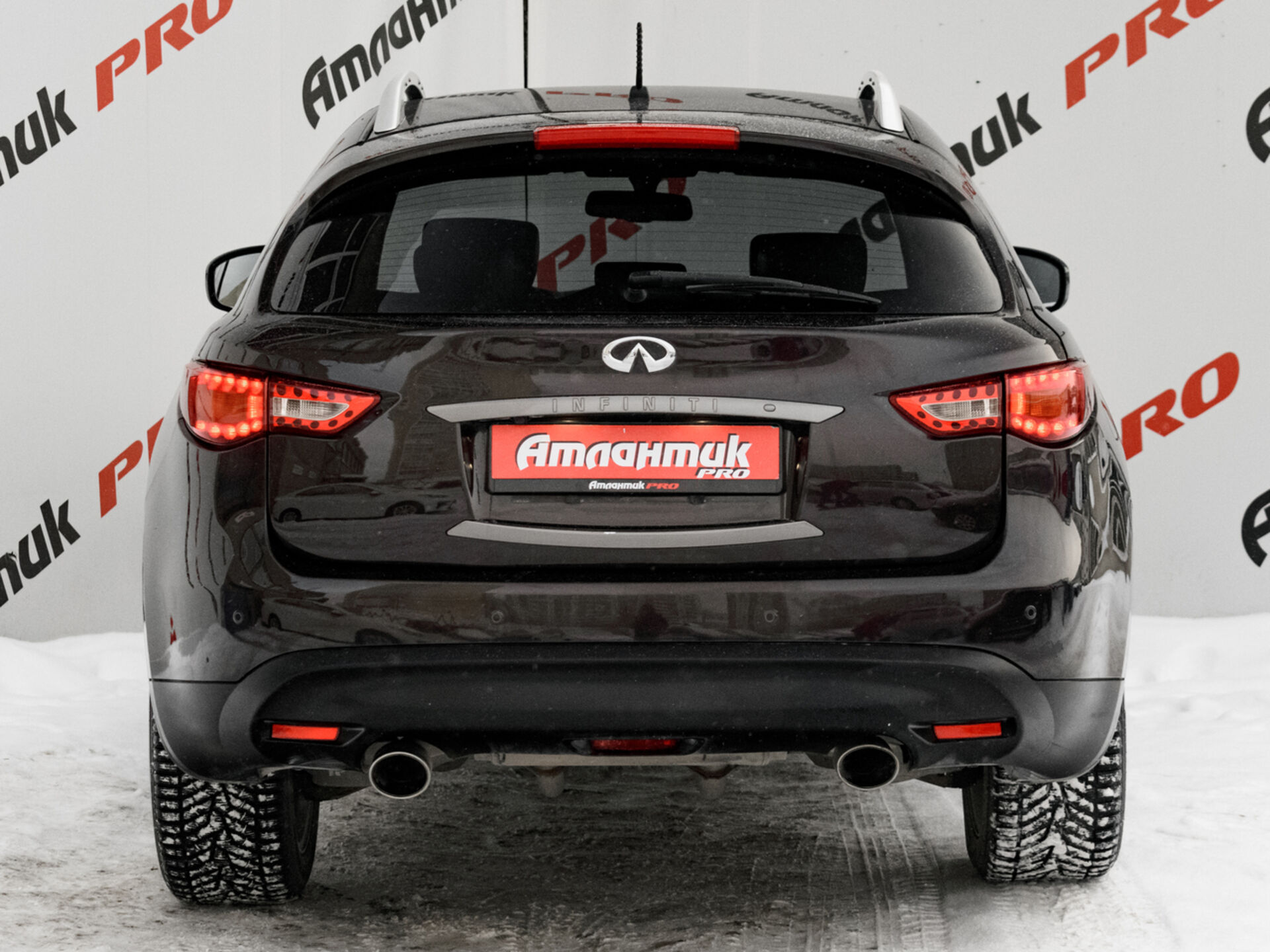 Купить Infiniti FX FX37 3.7 AT (333 л.с.) 4WD, 2010 в Екатеренбурге