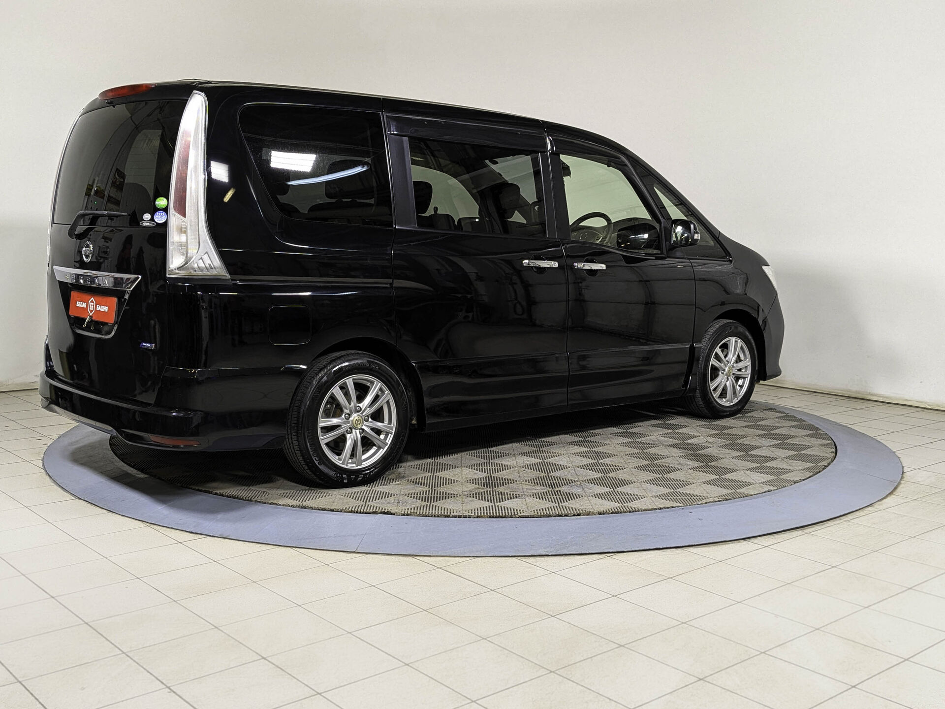 Nissan Serena Nissan Serena