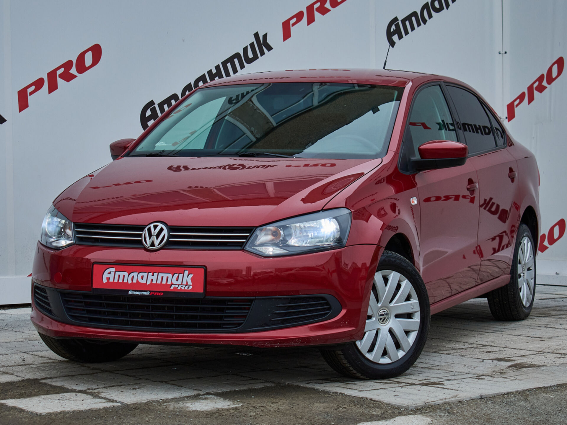 Купить Volkswagen Polo 1.6 AT (105 л.с.), 2011 в Екатеренбурге