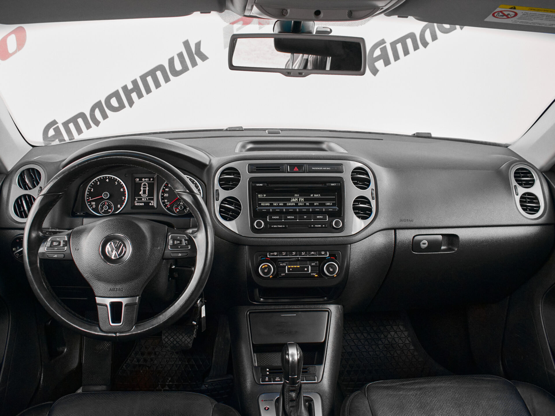 Купить Volkswagen Tiguan 2.0 AT (170 л.с.) 4WD, 2013 в Екатеренбурге