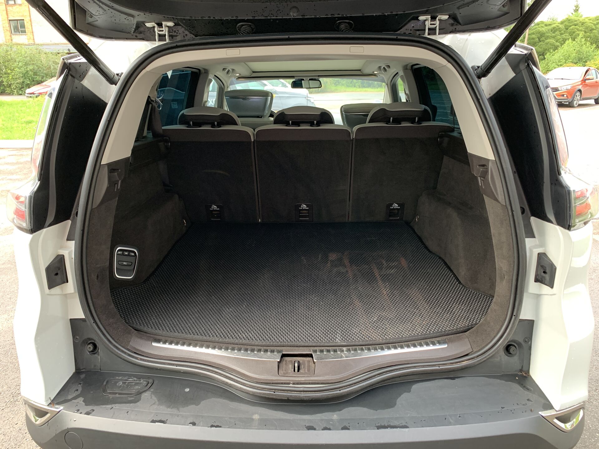 Renault Espace None 2016 г.в., 176 830 км.