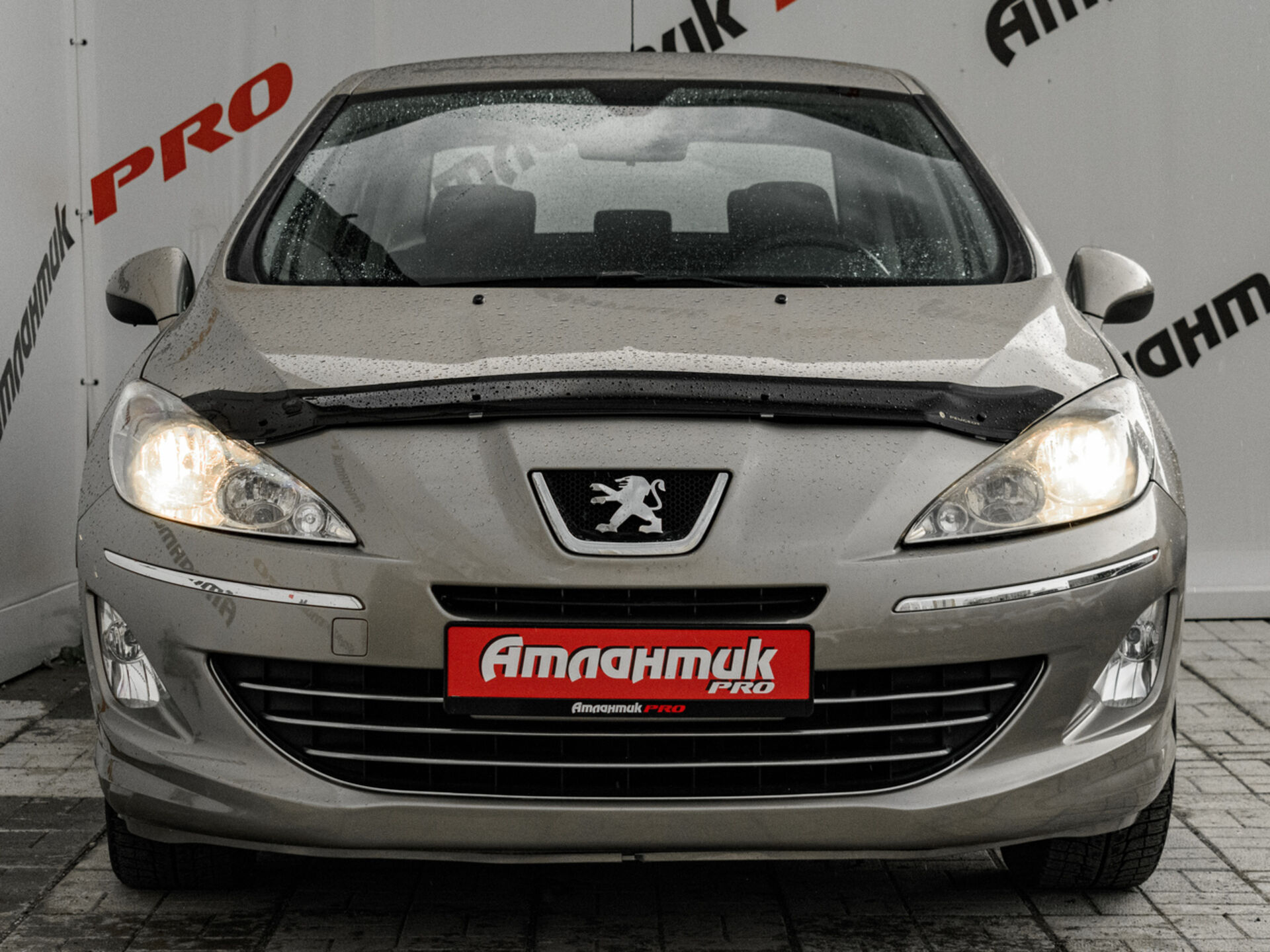 Купить Peugeot 408 1.6 MT (115 л.с.), 2015 в Екатеренбурге