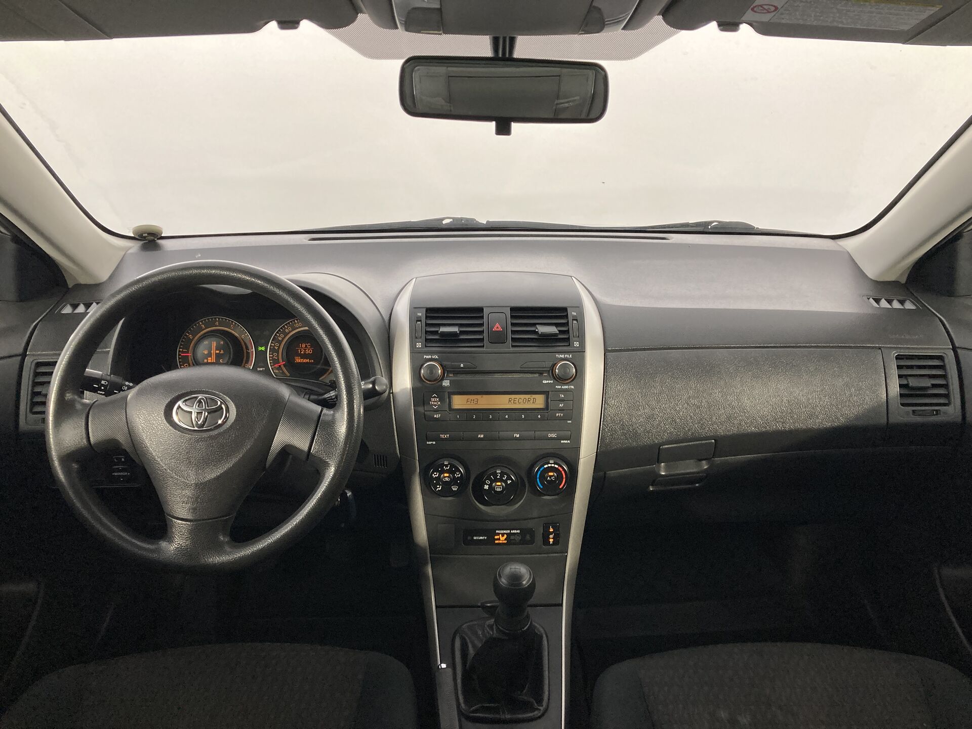 Toyota Corolla Комфорт 2008 г.в., 280 565 км.