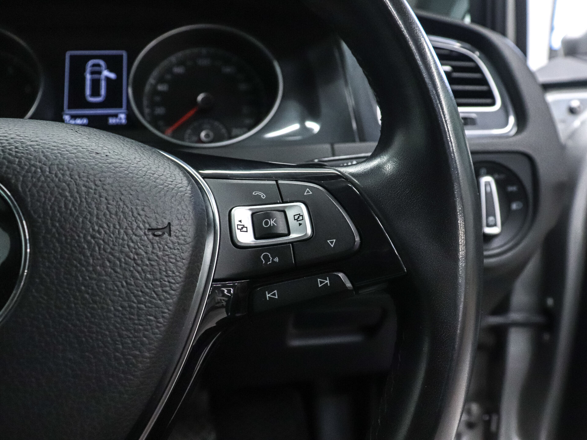 Volkswagen Golf 2017 13