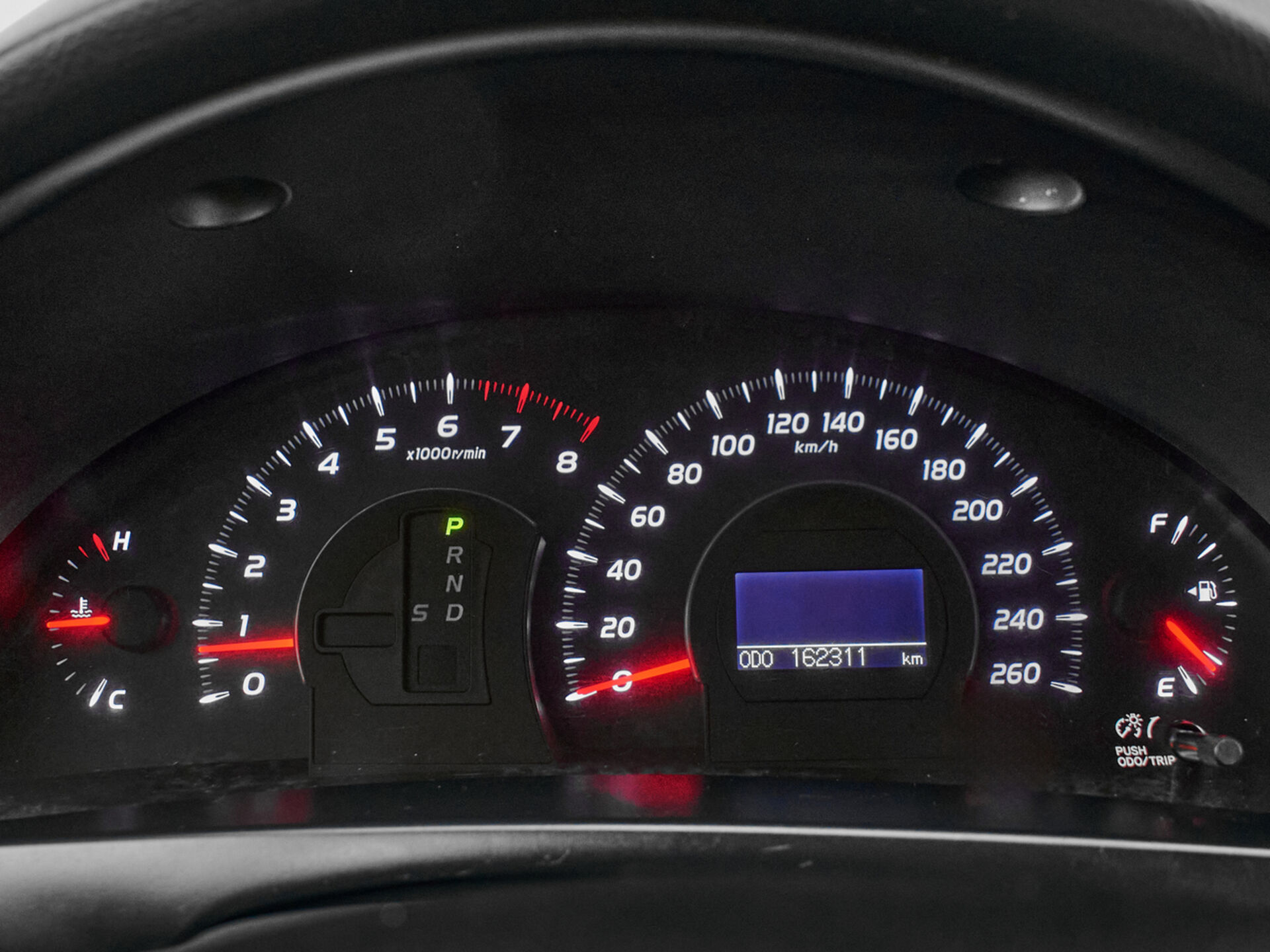 Купить Toyota Camry 3.5 AT (277 л.с.), 2011 в Екатеренбурге