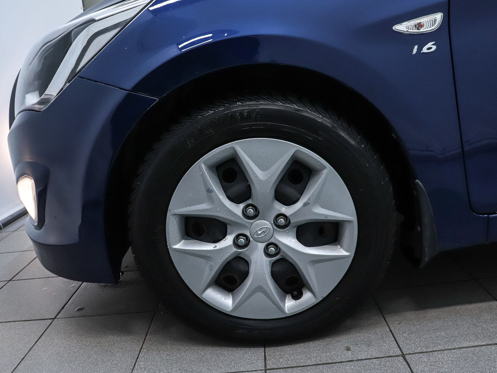 Hyundai Solaris 2015 23