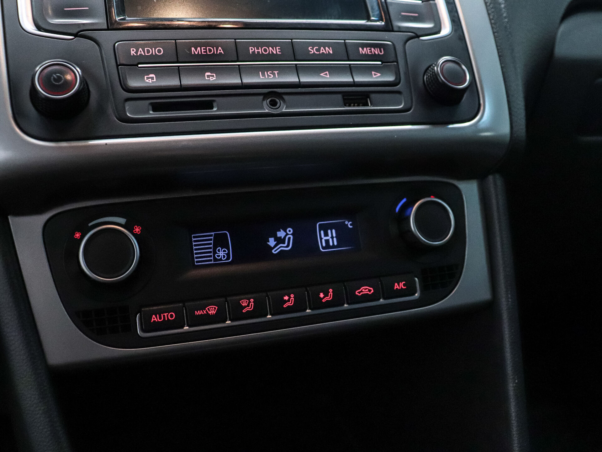 Volkswagen Polo 2015 15