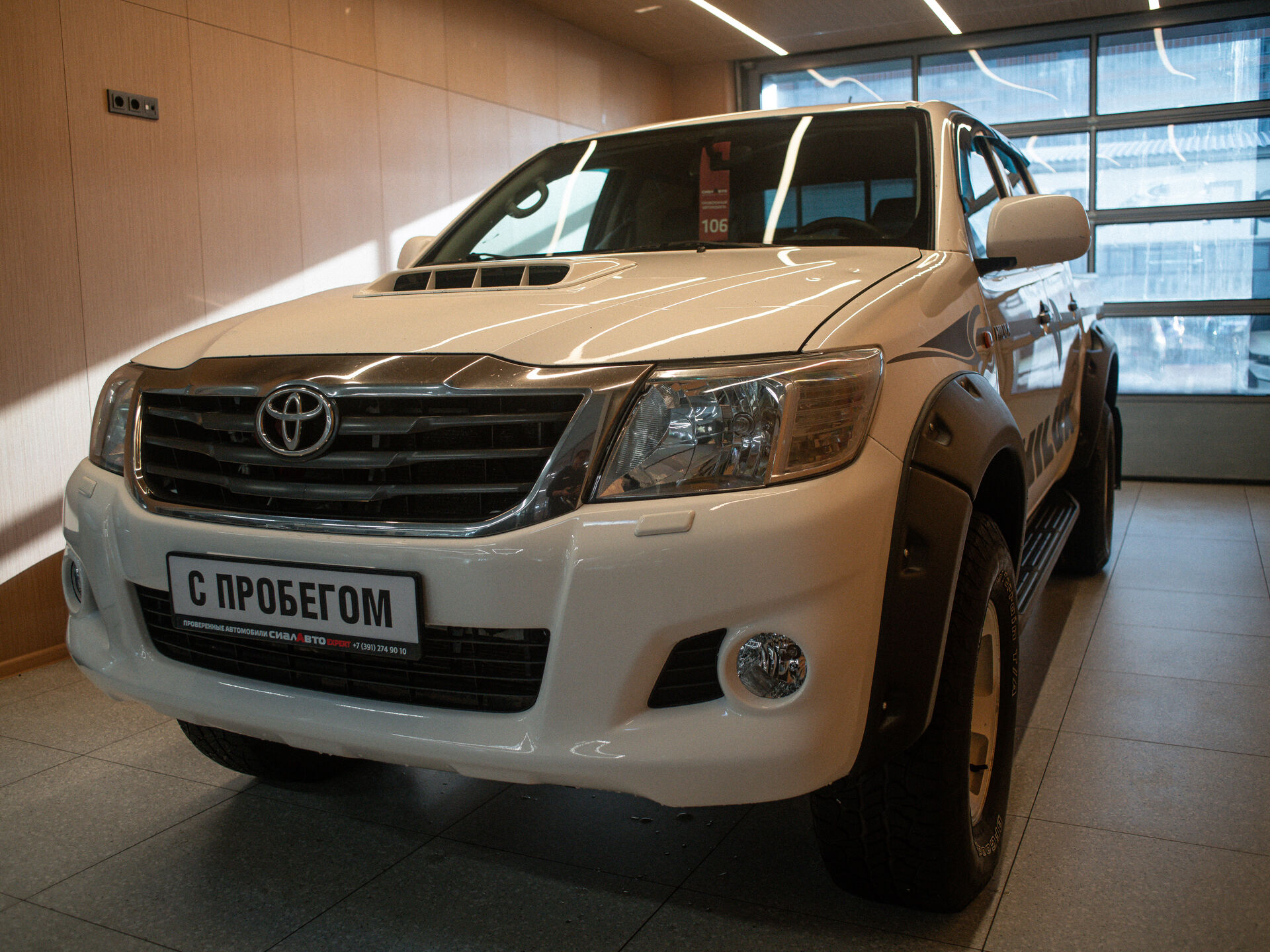 Toyota Hilux 2012 3