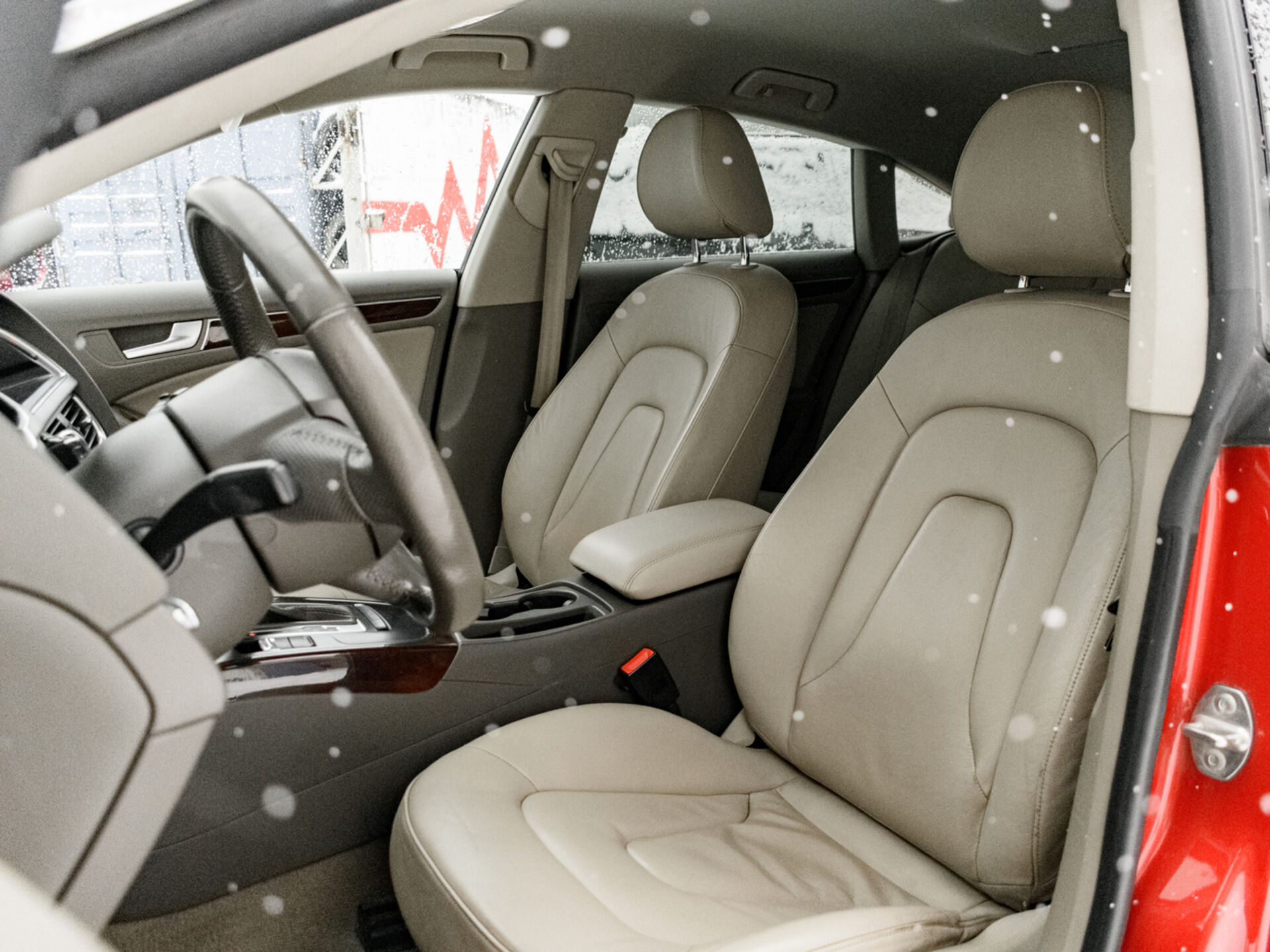 Купить Audi A5 2.0 CVT (180 л.с.), 2010 в Екатеренбурге