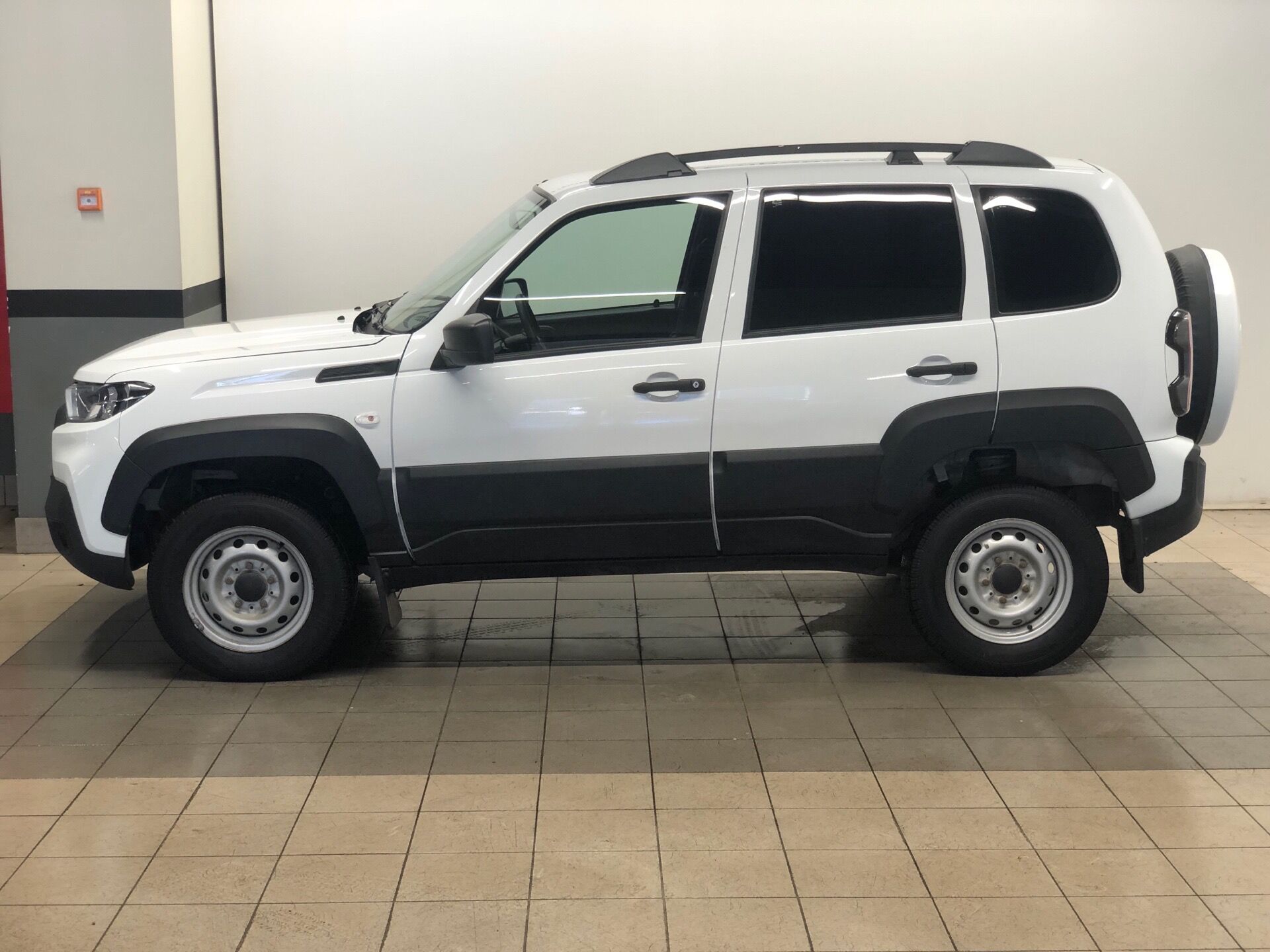 Lada Niva Travel Classic'24 (2023-2024) 2023 г.в., 34 500 км.