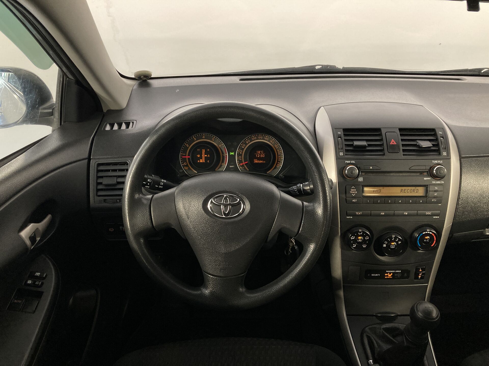 Toyota Corolla Комфорт 2008 г.в., 280 565 км.