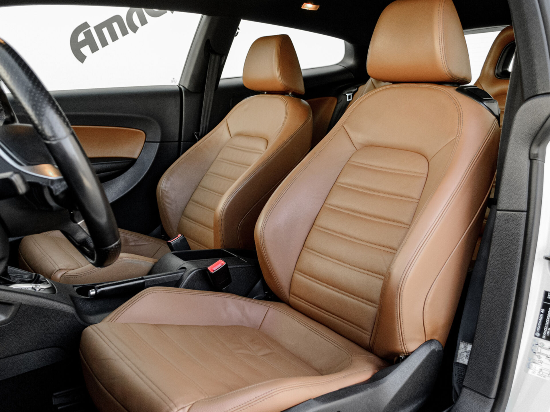 Купить Volkswagen Scirocco 2.0 AMT (211 л.с.), 2011 в Екатеренбурге