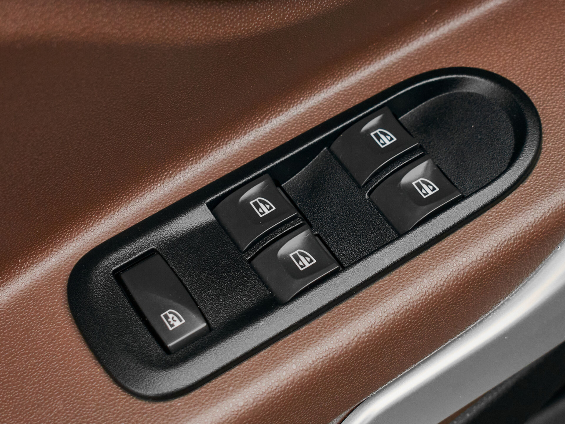 Купить Lada (ВАЗ) XRAY 1.6 MT (106 л.с.), 2017 в Екатеренбурге