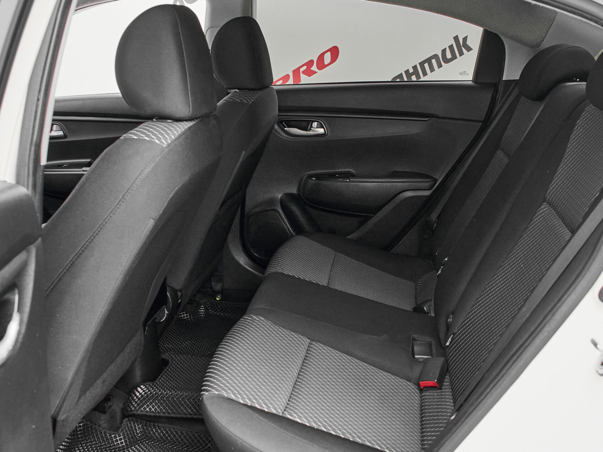 Купить Kia Rio 1.6 AT (123 л.с.), 2018 в Екатеренбурге
