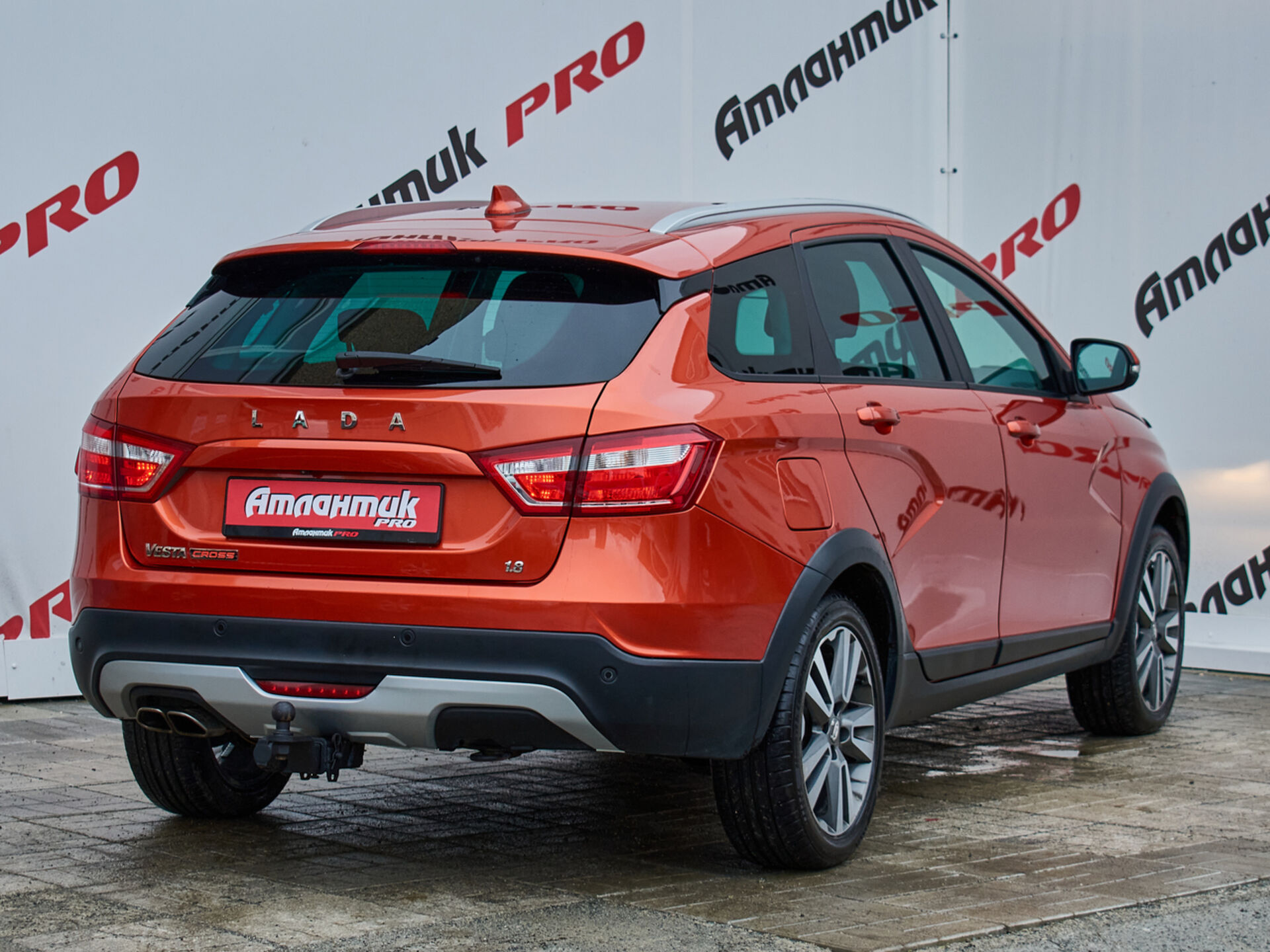 Купить Lada (ВАЗ) Vesta SW 1.8 AMT (122 л.с.), 2018 в Екатеренбурге