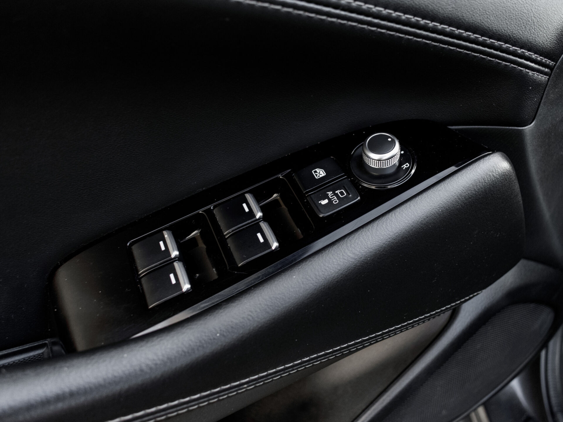 Купить Mazda 6 2.0 AT (150 л.с.), 2019 в Екатеренбурге