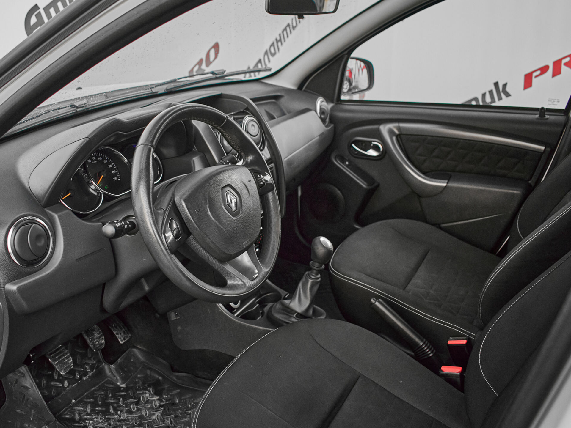 Купить Renault Duster 2.0 MT (143 л.с.) 4WD, 2017 в Екатеренбурге