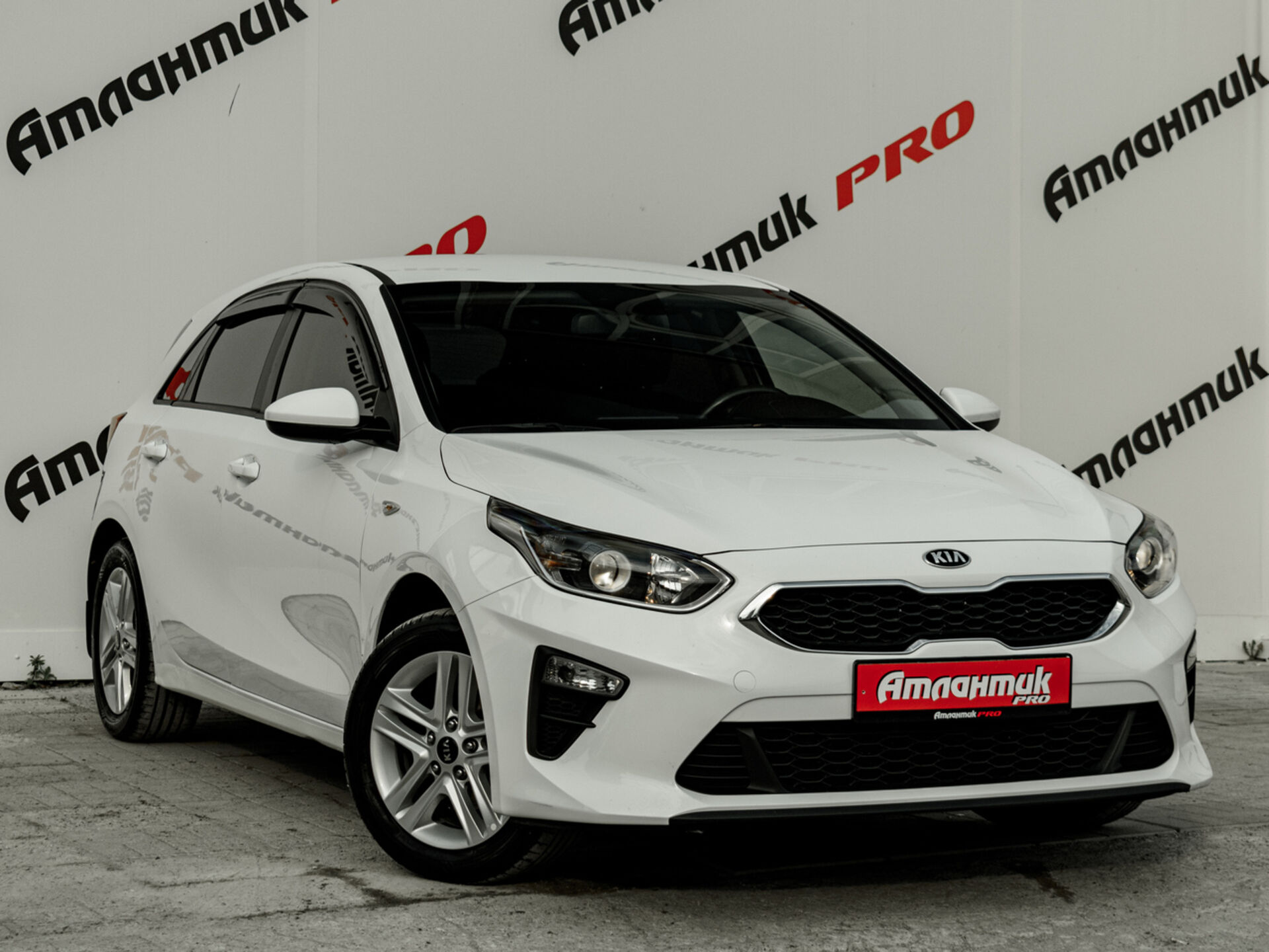 Купить Kia Ceed 1.6 AT (128 л.с.), 2018 в Екатеренбурге