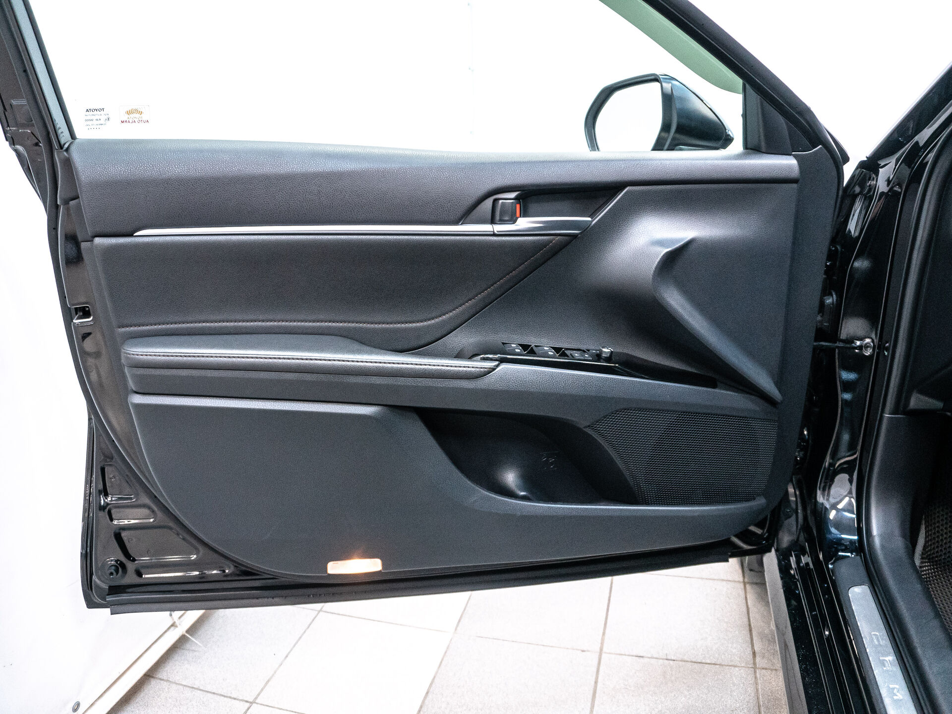 Toyota Camry 2019 6