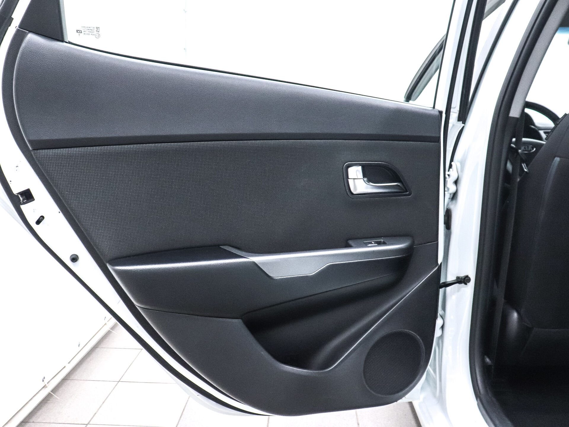 Kia Rio 2016 18