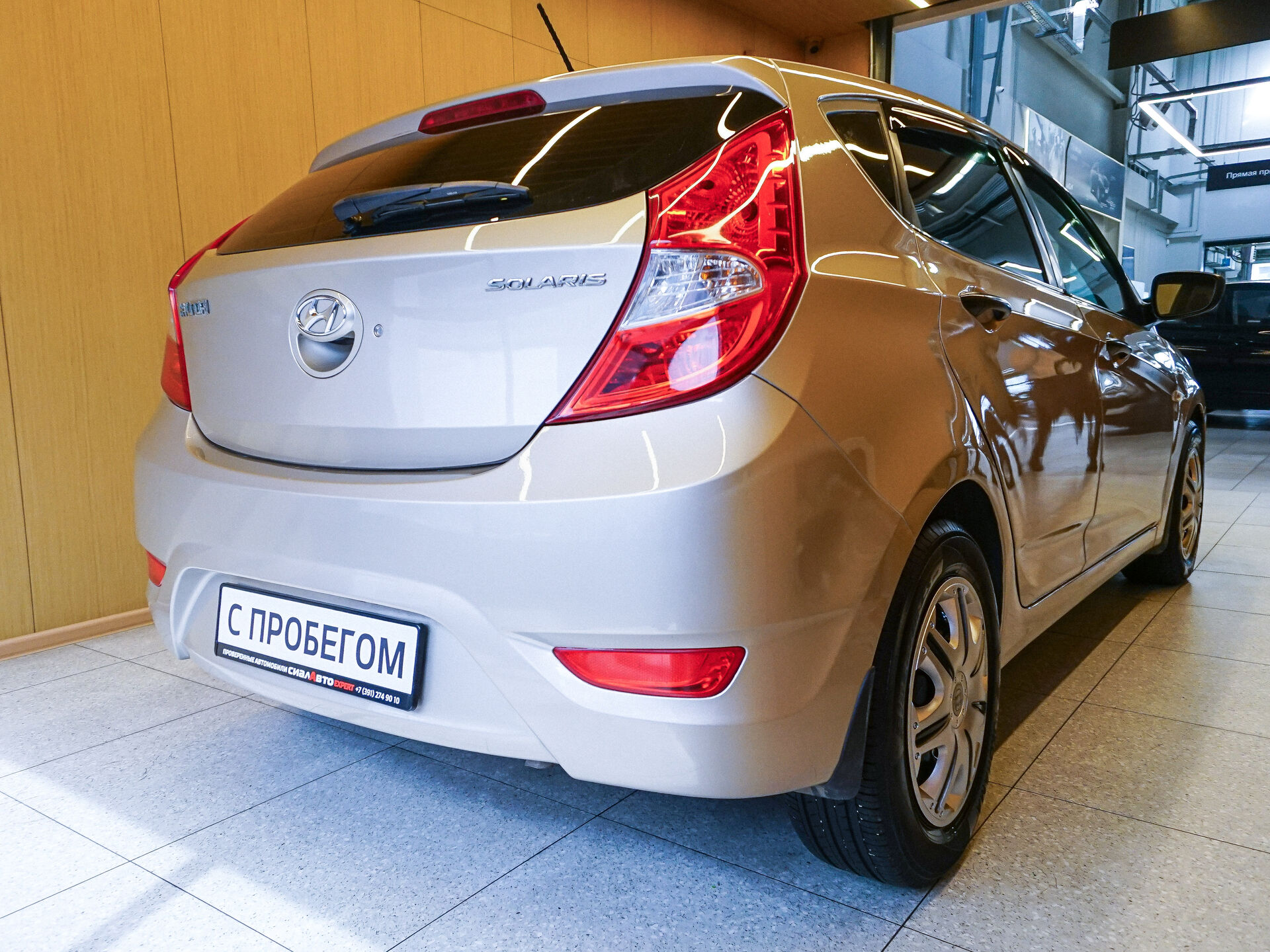 Hyundai Solaris 2012 4