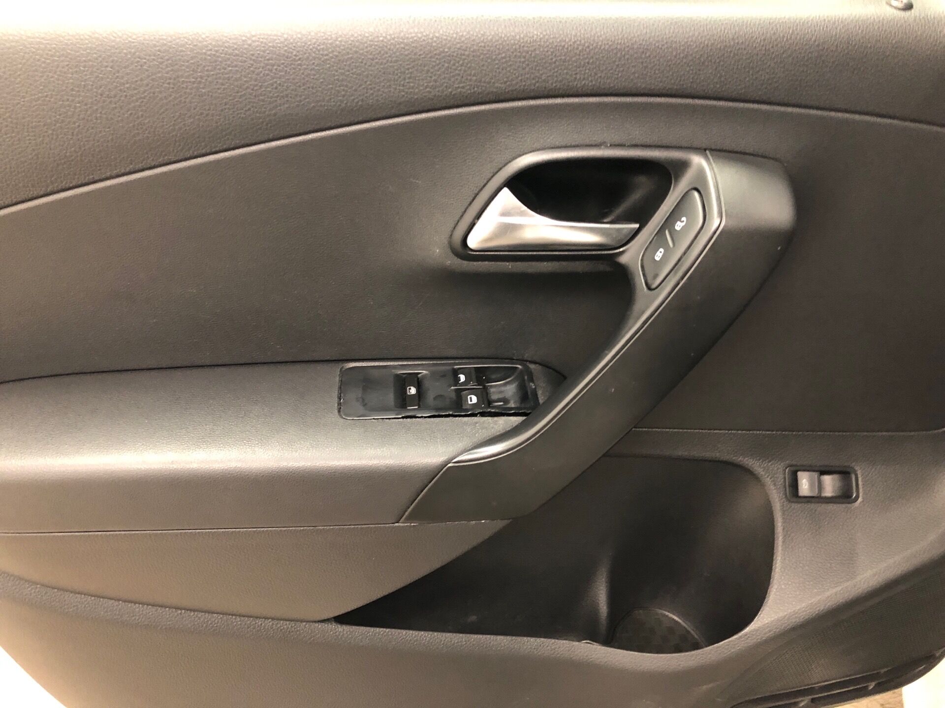 Volkswagen Polo None 2011 г.в., 191 000 км.