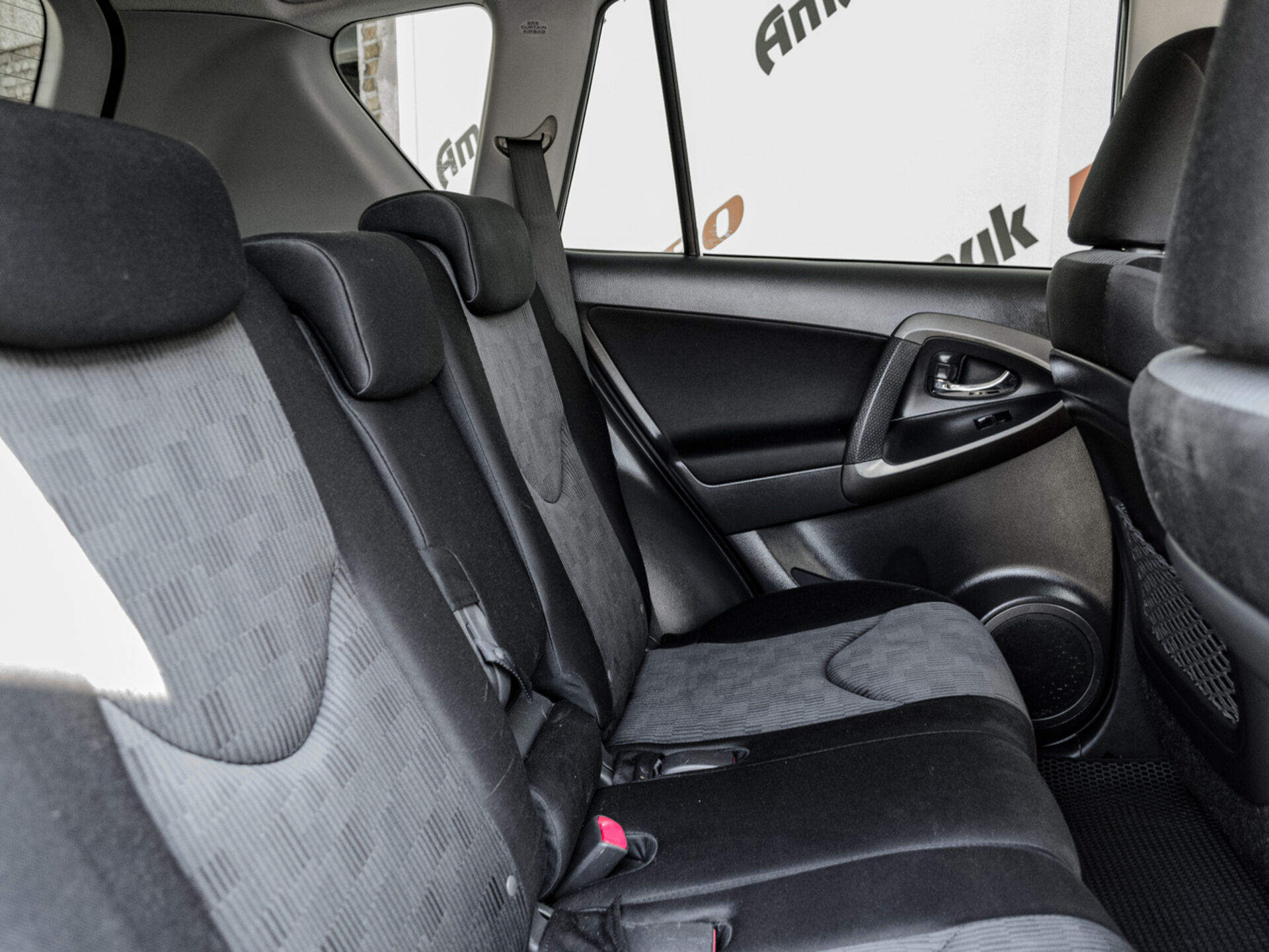 Купить Toyota RAV4 2.0 CVT (158 л.с.) 4WD, 2011 в Екатеренбурге