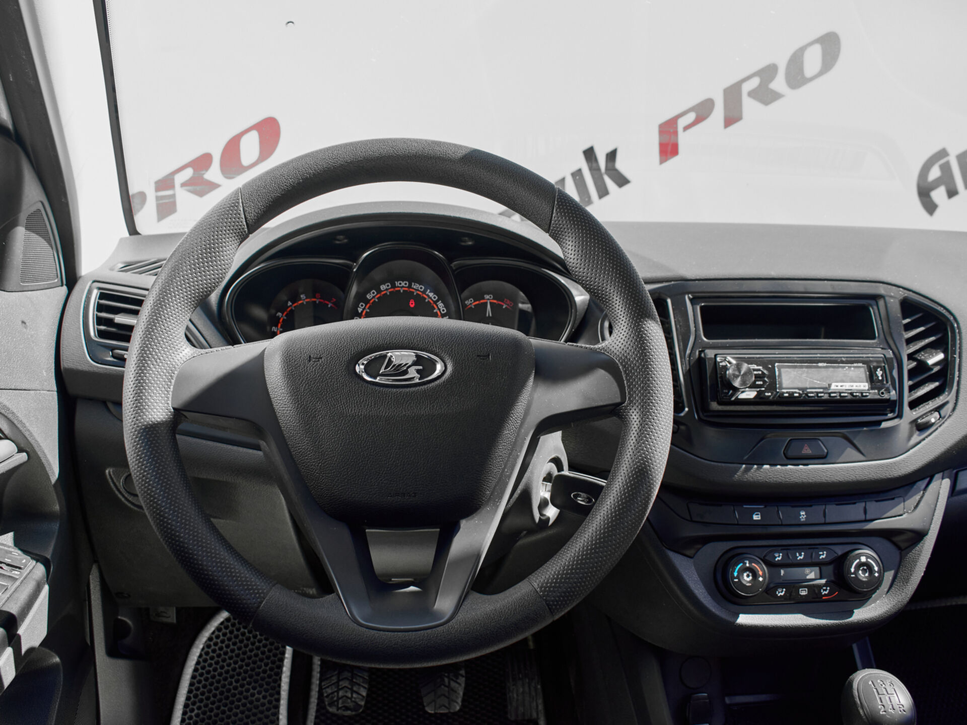Купить Lada (ВАЗ) Vesta 1.6 MT (106 л.с.), 2020 в Екатеренбурге