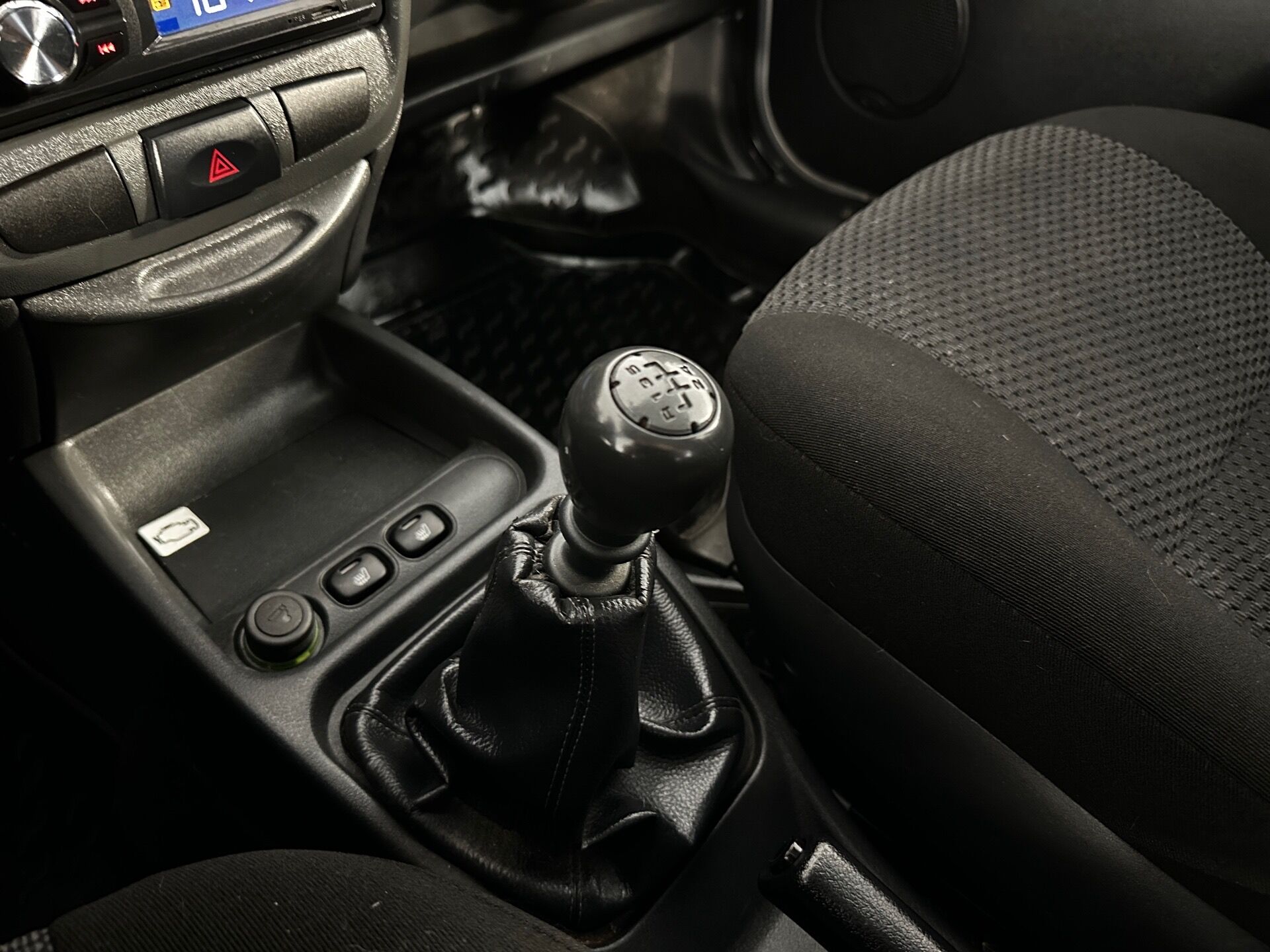 Lada Kalina None 2011 г.в., 82 836 км.