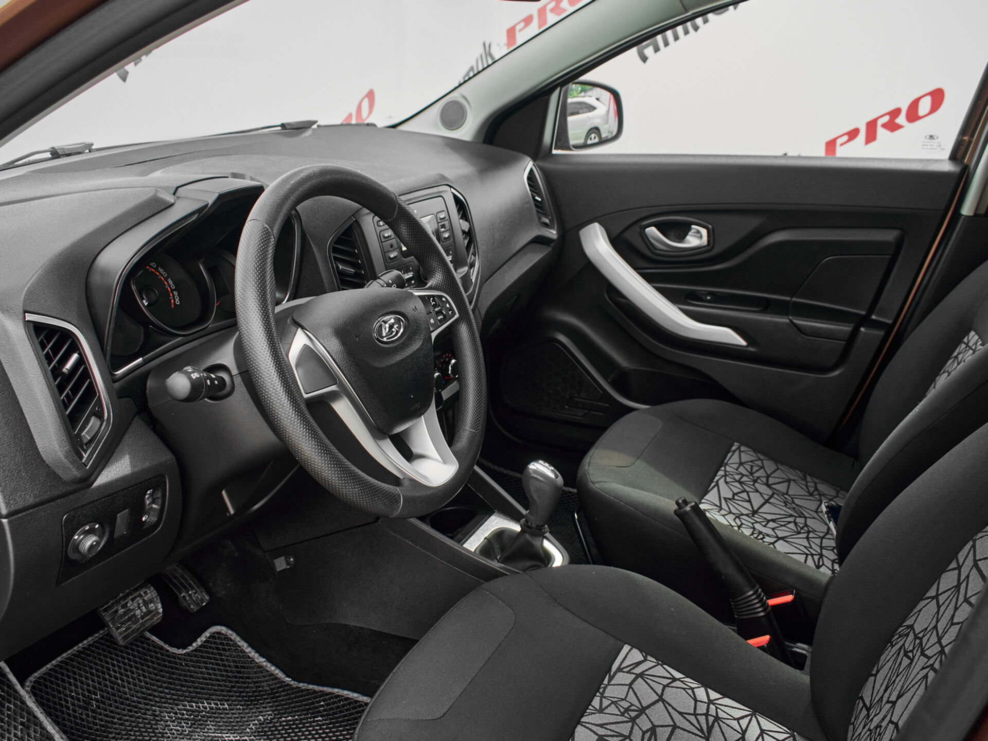 Купить Lada (ВАЗ) XRAY 1.8 AMT (122 л.с.), 2019 в Екатеренбурге