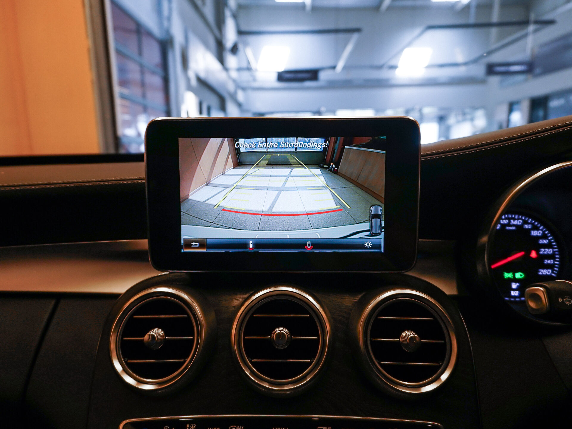 Mercedes-Benz C-Класс 2016 8