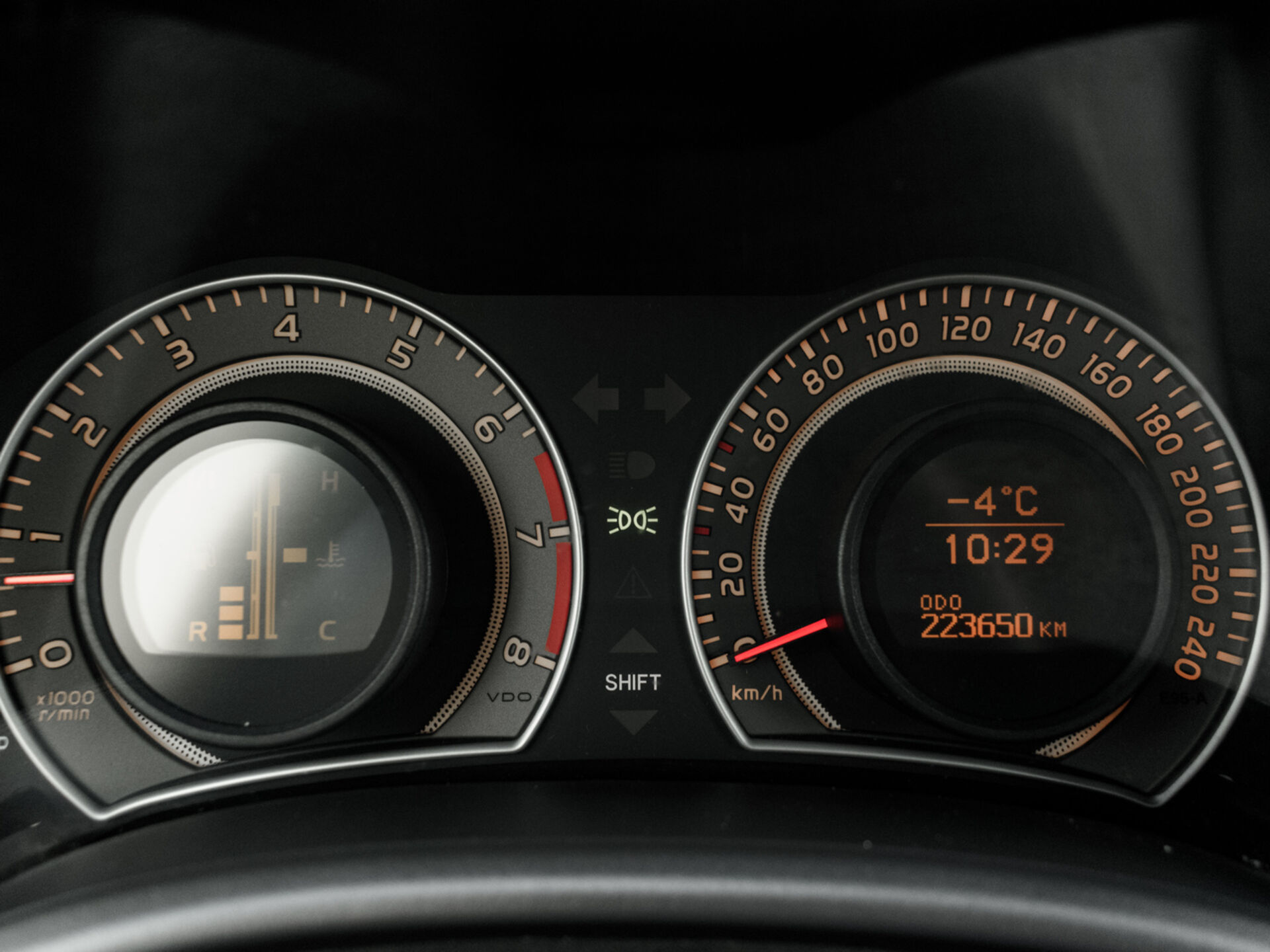 Купить Toyota Corolla 1.6 MT (124 л.с.), 2007 в Екатеренбурге