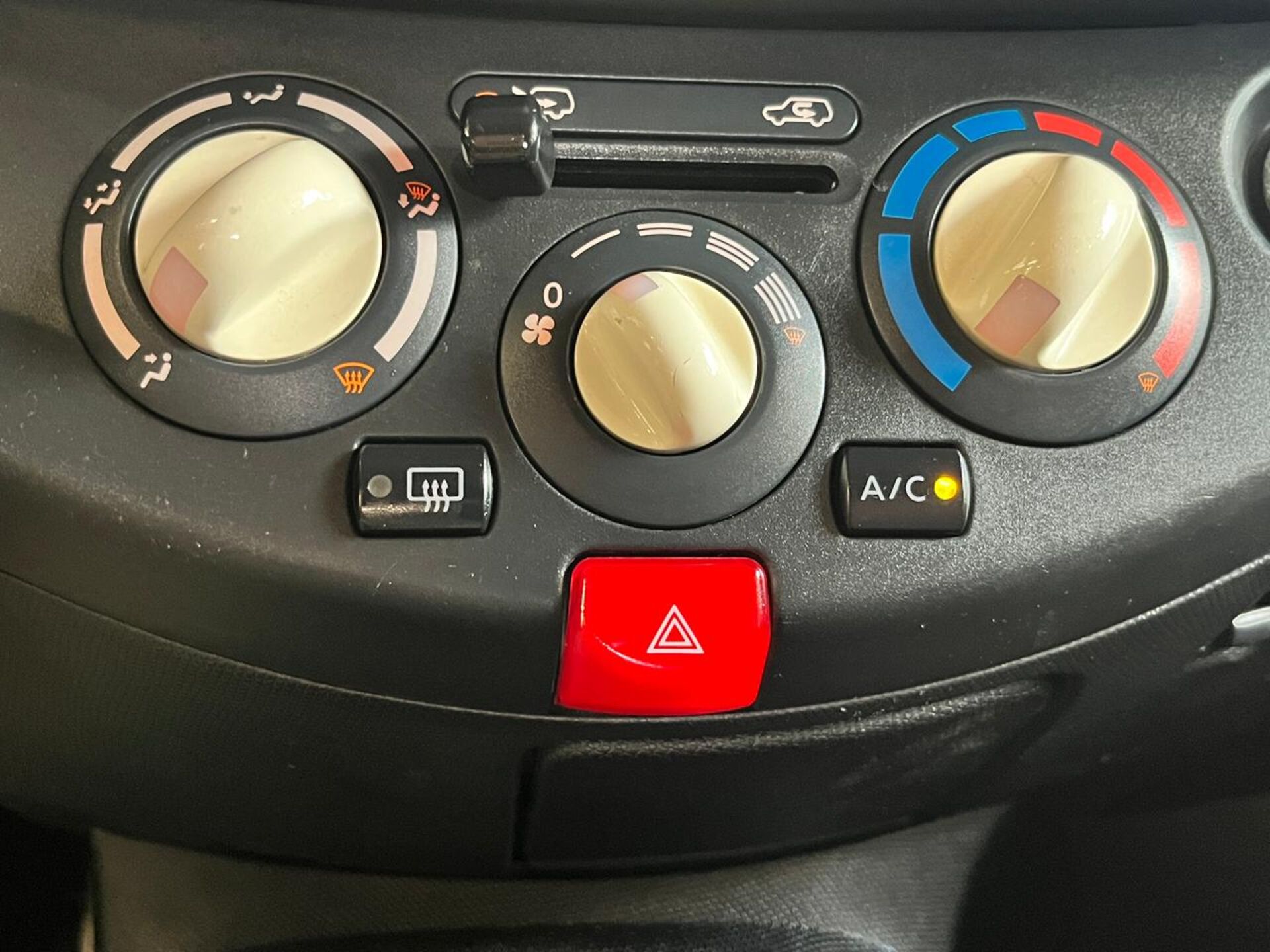 Nissan Micra None 2003 г.в., 159 483 км.